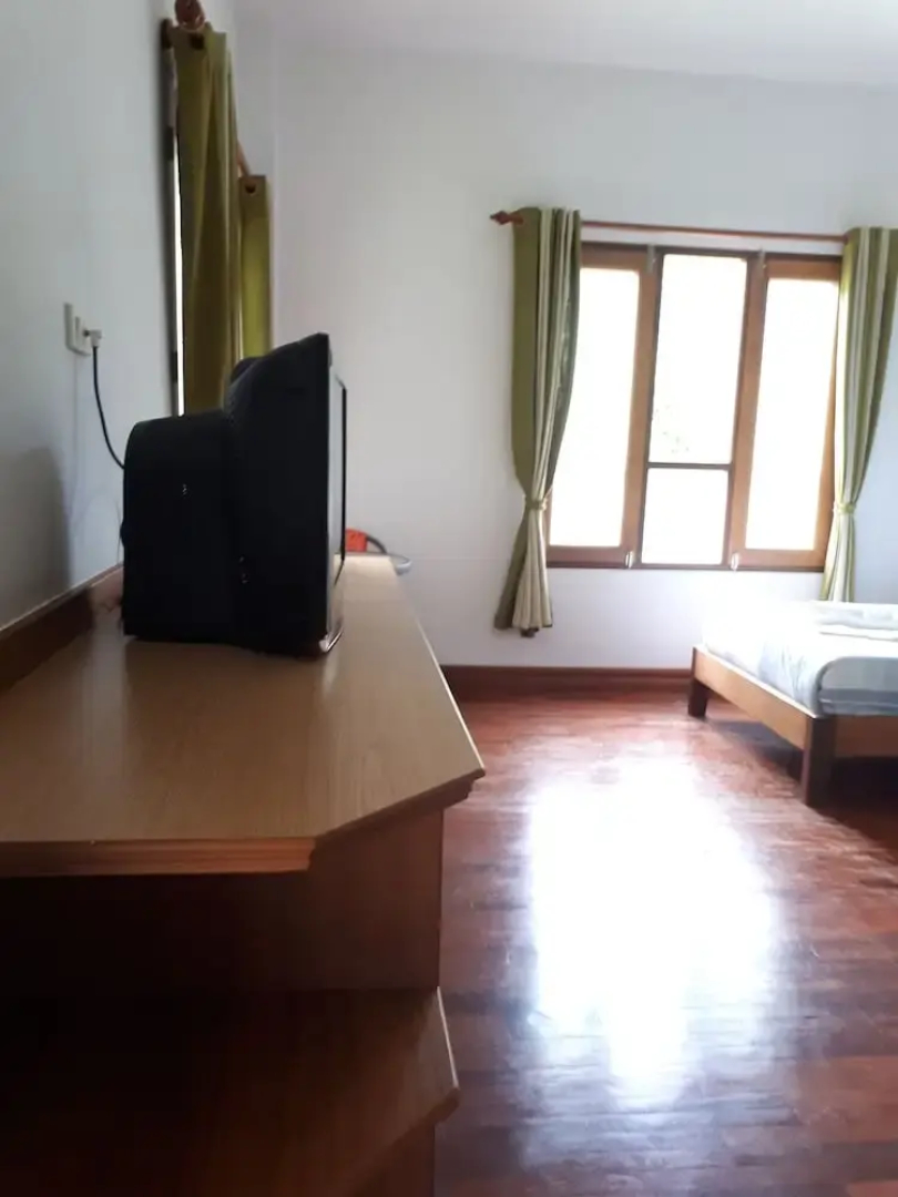 Baan Suansabaijai Resort