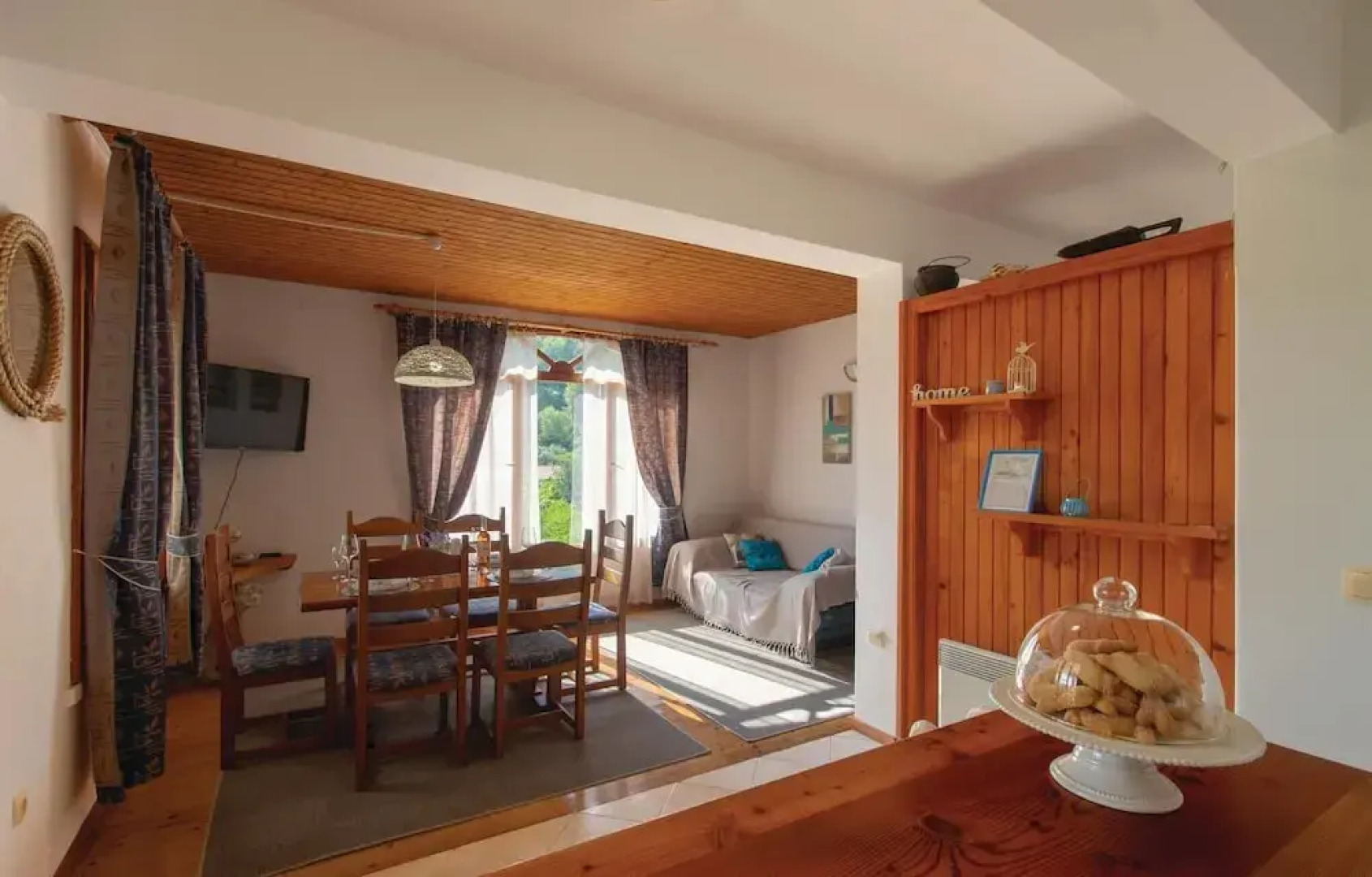 Amazing Home in Grscica With 2 Bedrooms and Wifi