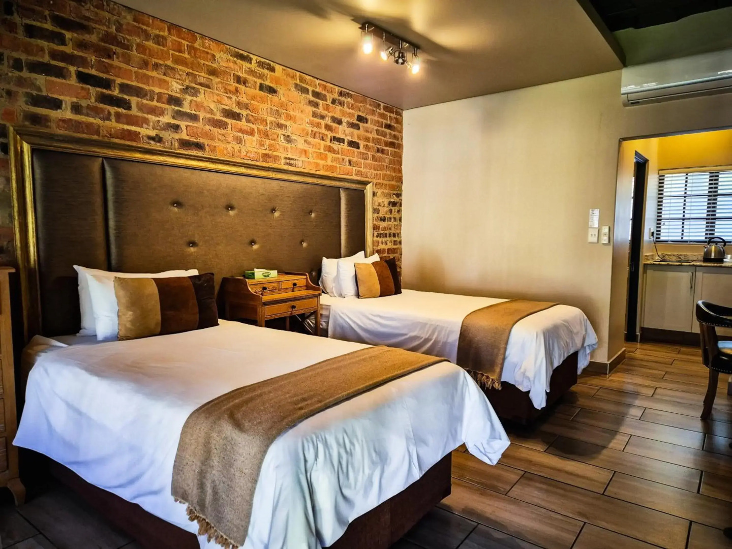 Three Rivers Lodge and Villas