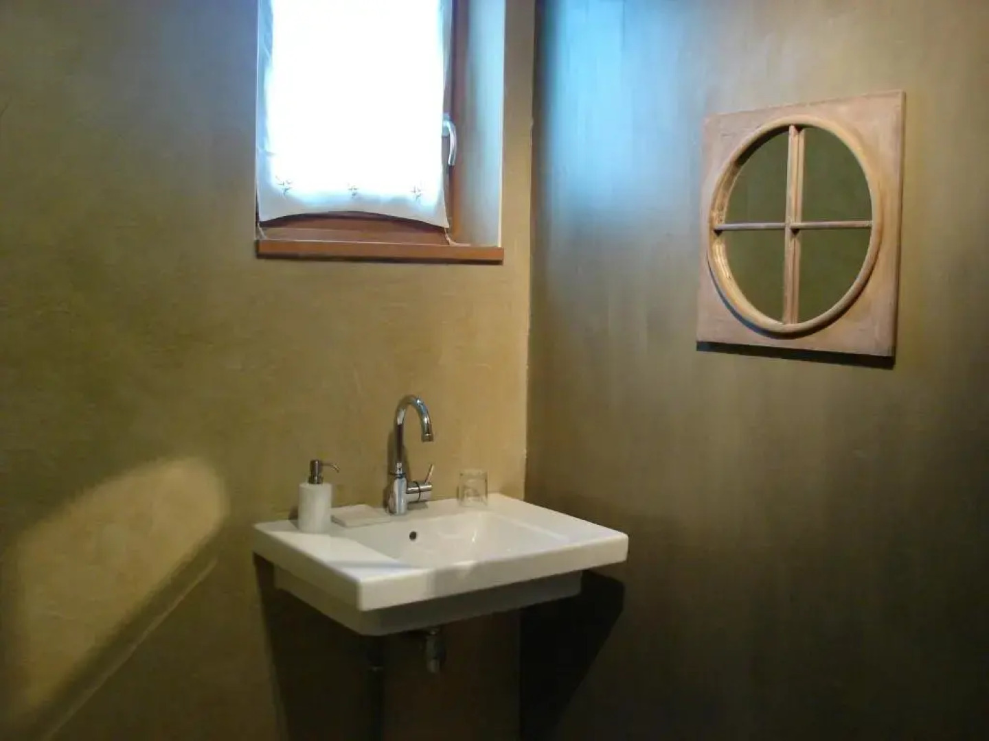 La Pierre Folle Chambres dHôtes