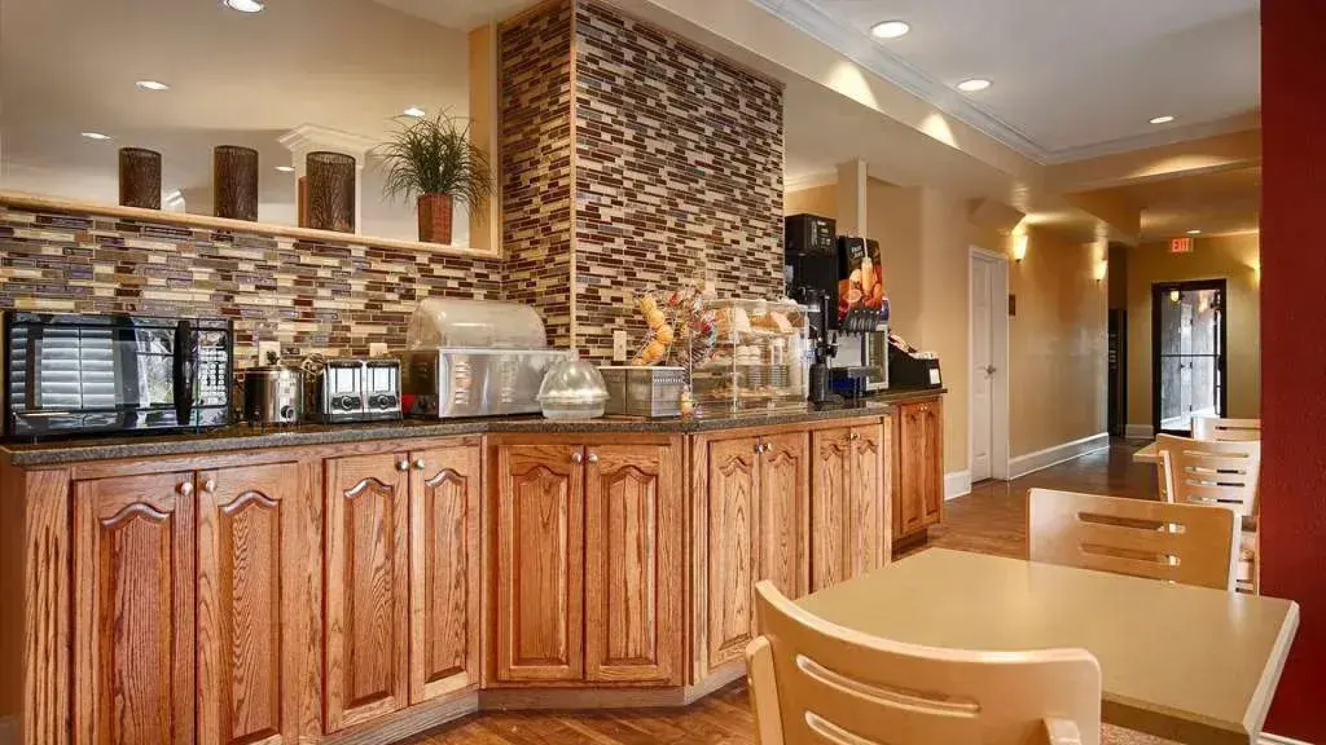 Best Western Plus Wakulla Inn & Suites