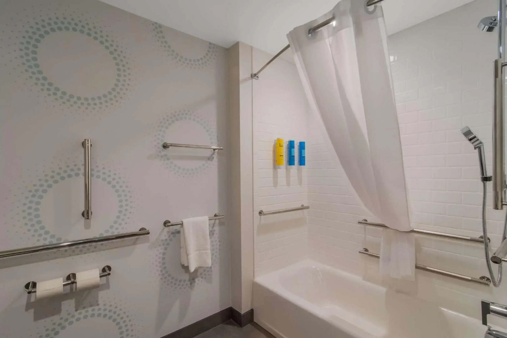 Tru By Hilton Wilson