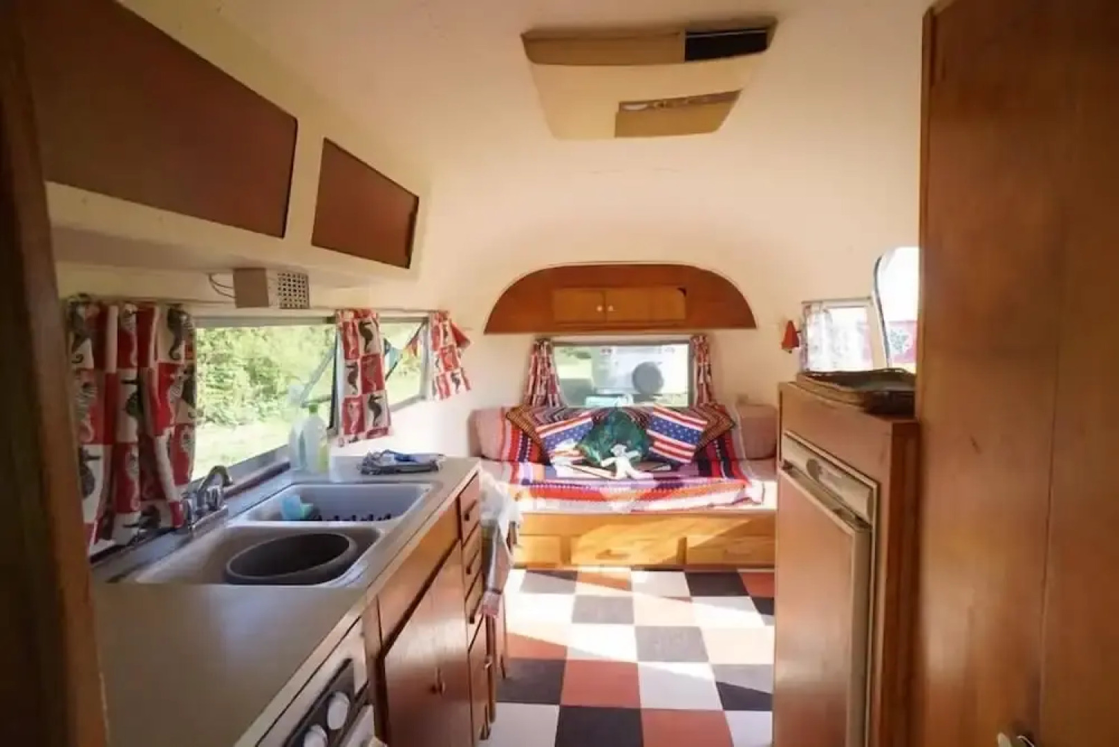 Vintage Vacations - Glamping