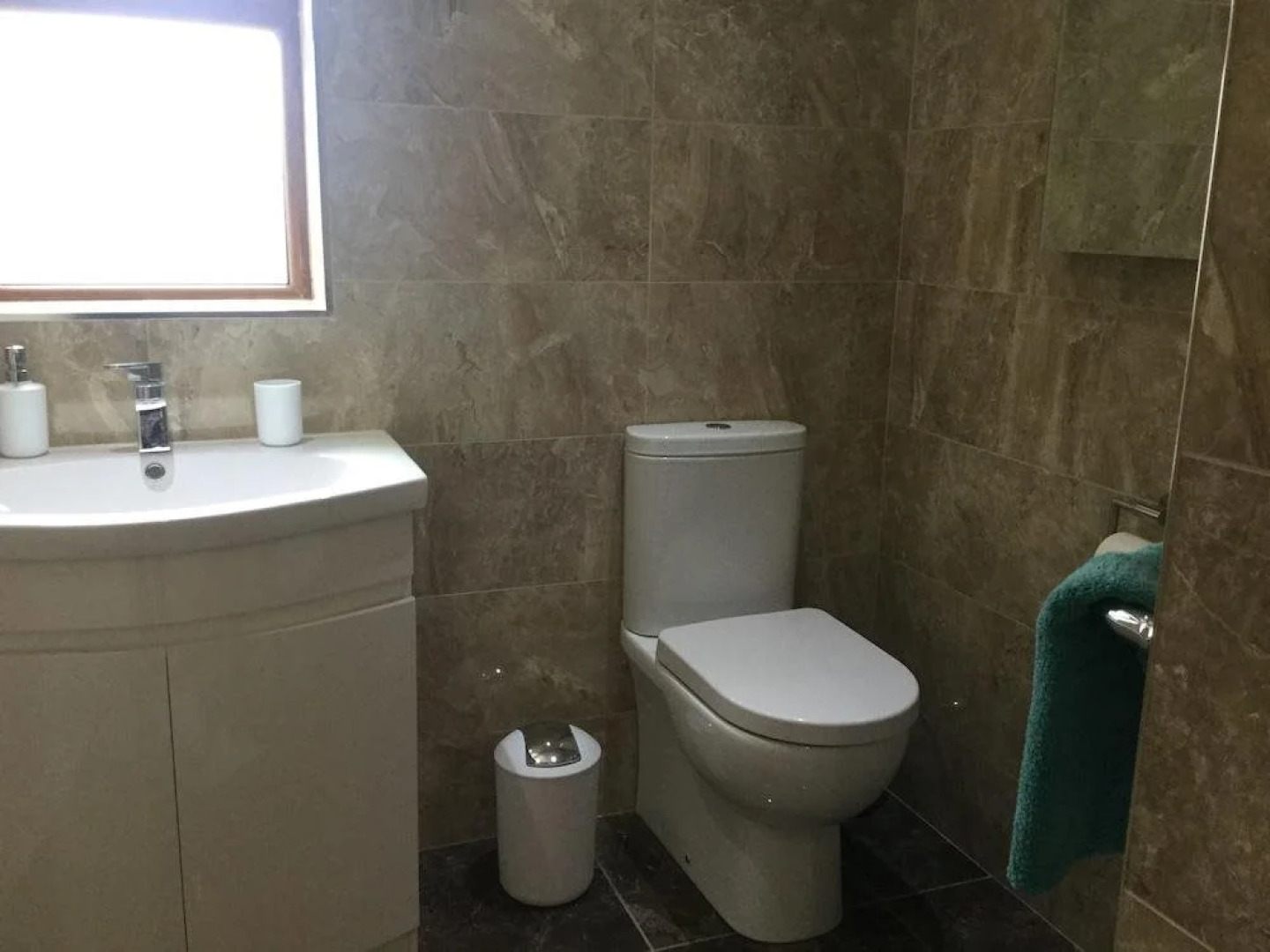 Avoca Lodge