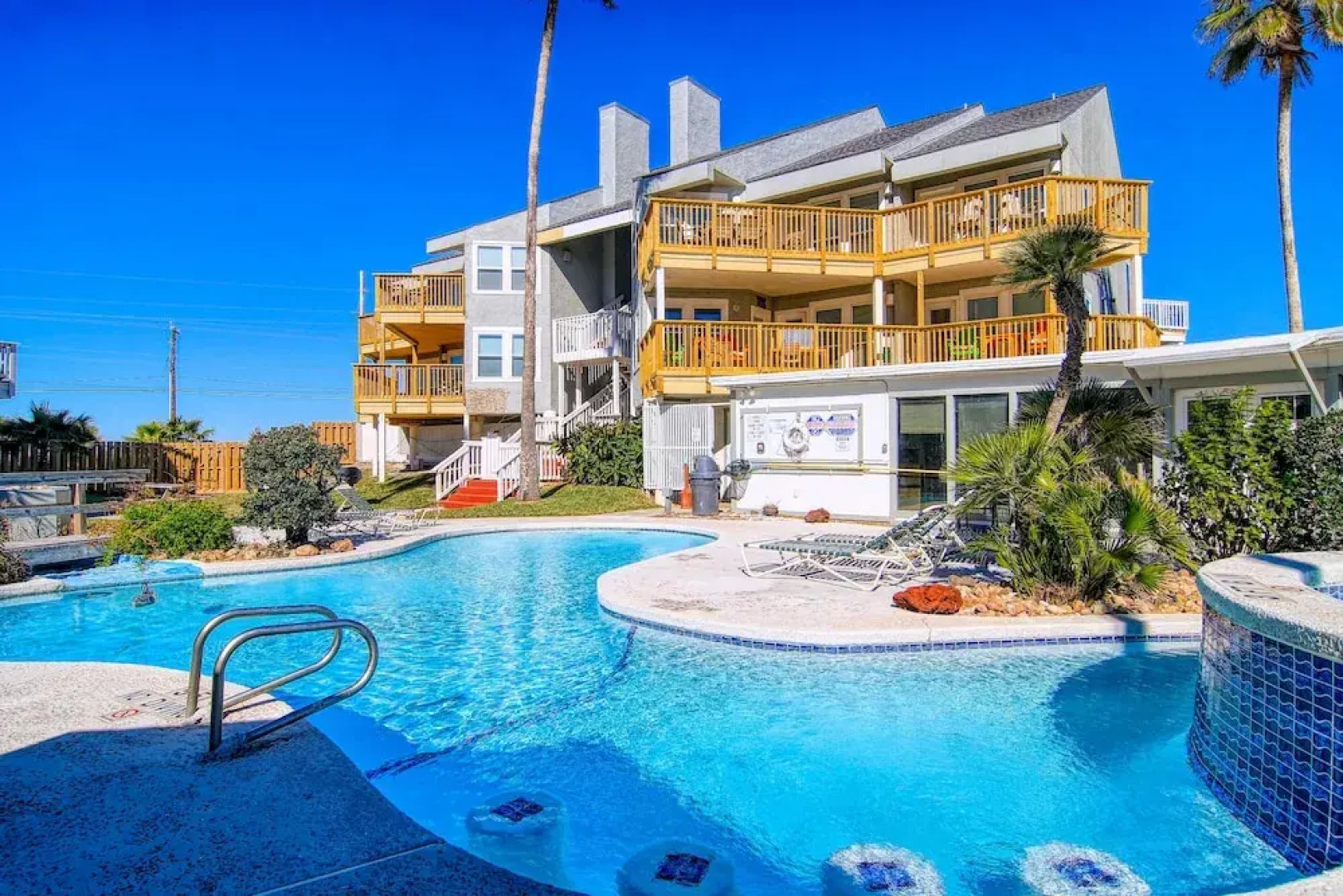 Surf Station MIBC204 - 2 Br Condo