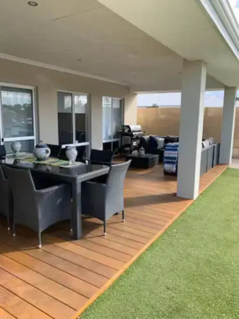 Sandpiper Island Tranquil Waterfront Views & Jetty