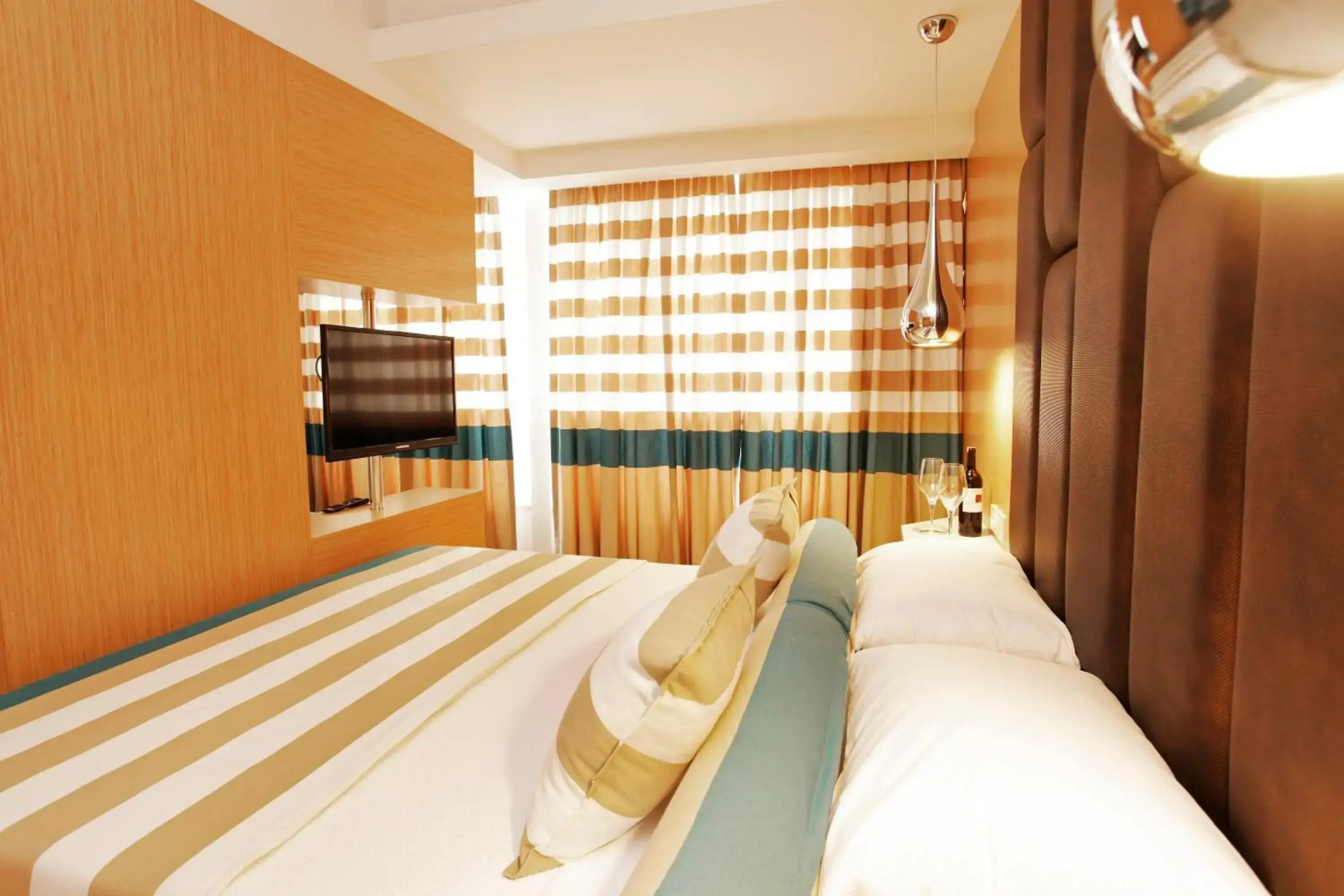 Kleopatra Suit Hotel