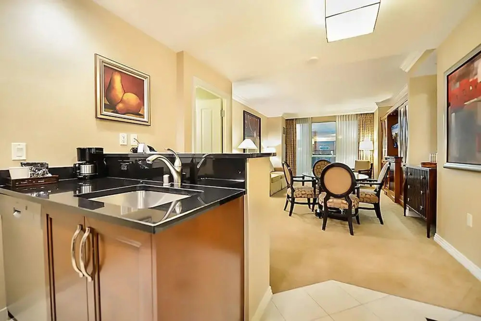 Signature Suites Collection