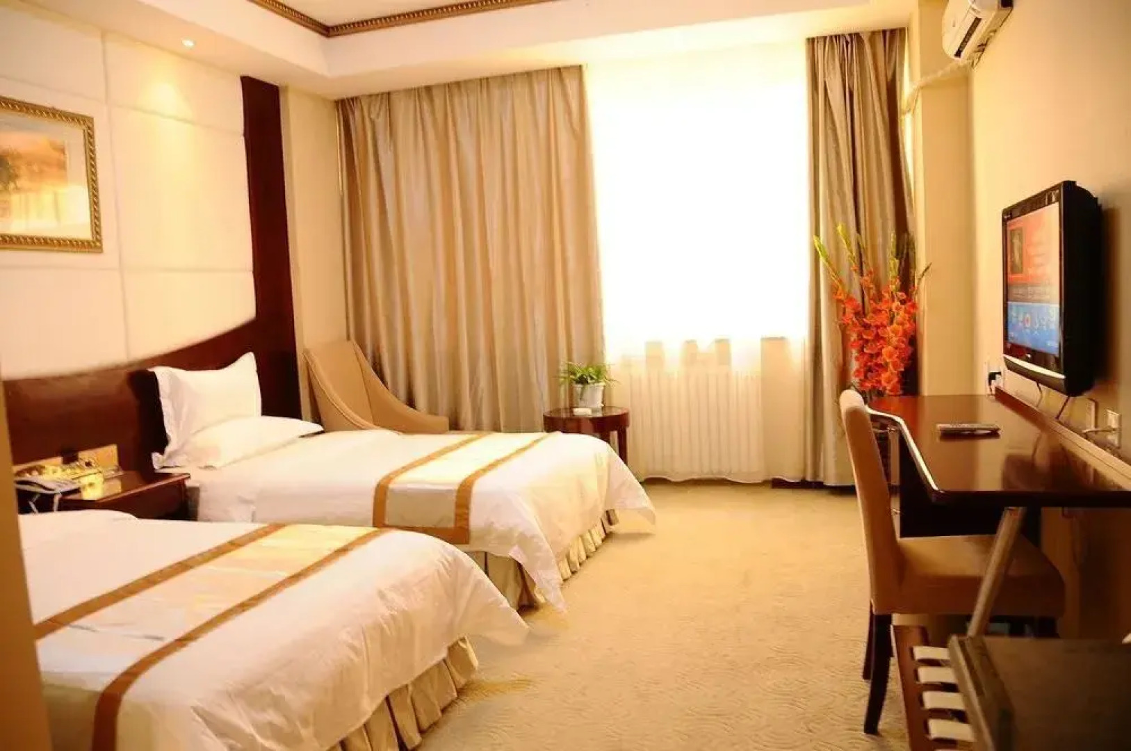 Zhongwei Wanrui Hotel