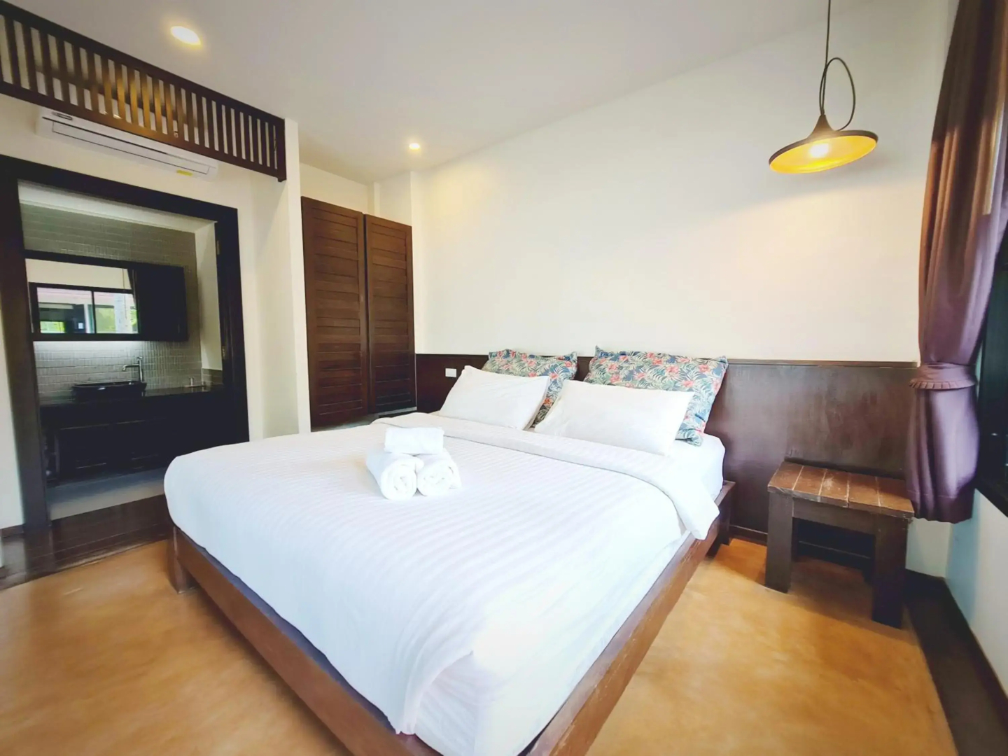 Chidlom Resort