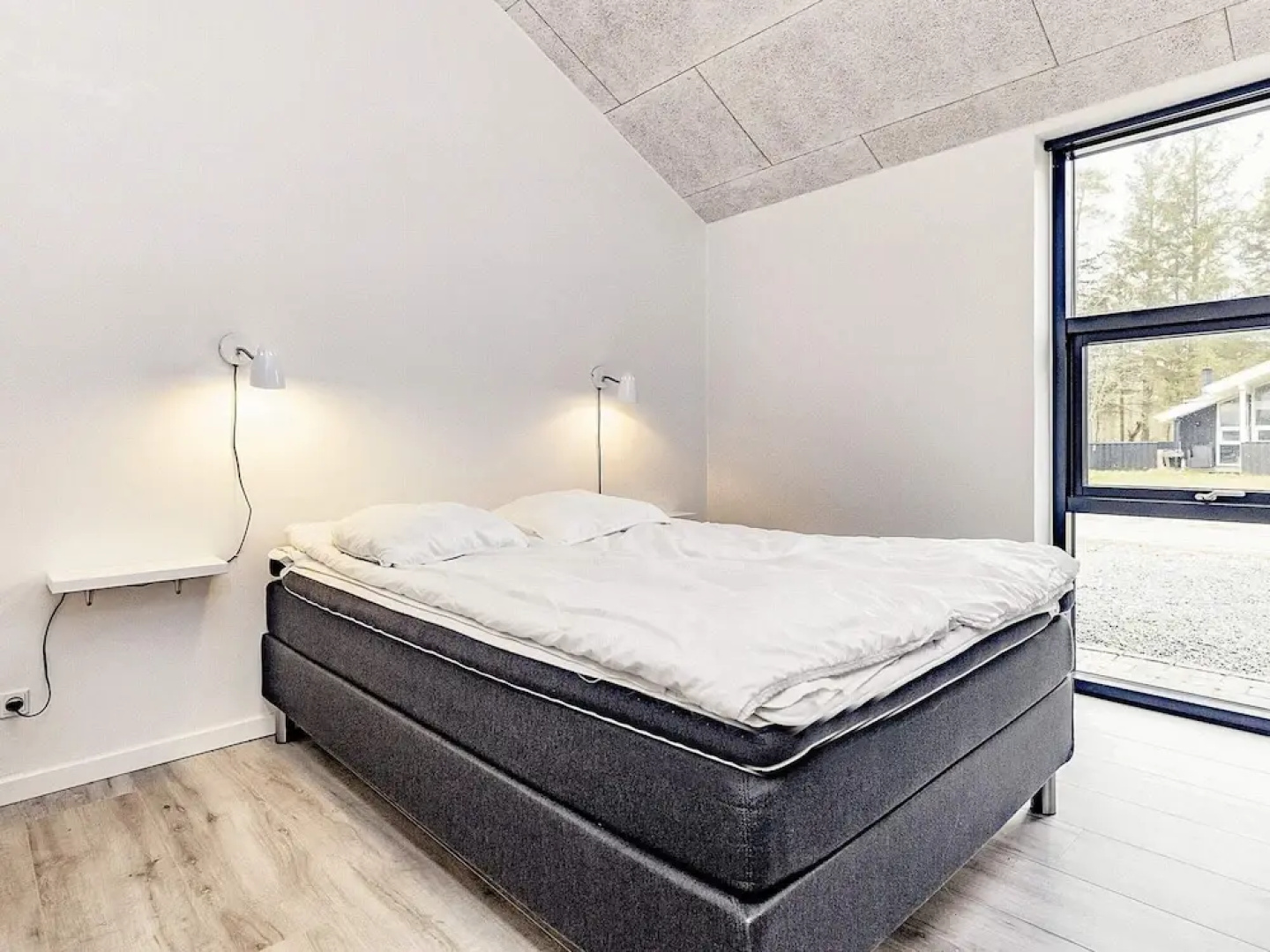 6 Person Holiday Home in Hals