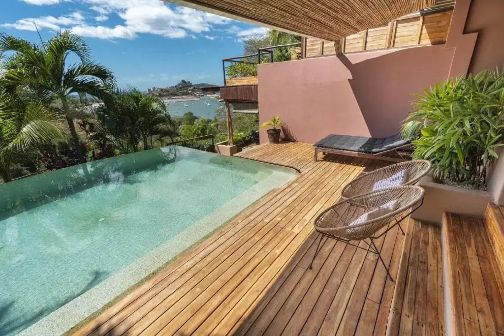Casa Bahia Sur - Luxury Ocean View 3 Bedroom Home