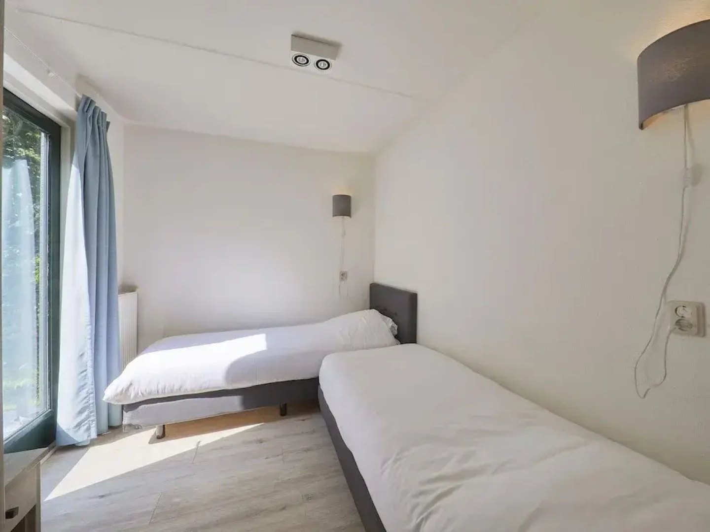 Villa in Kijkduin Near North Sea Beach