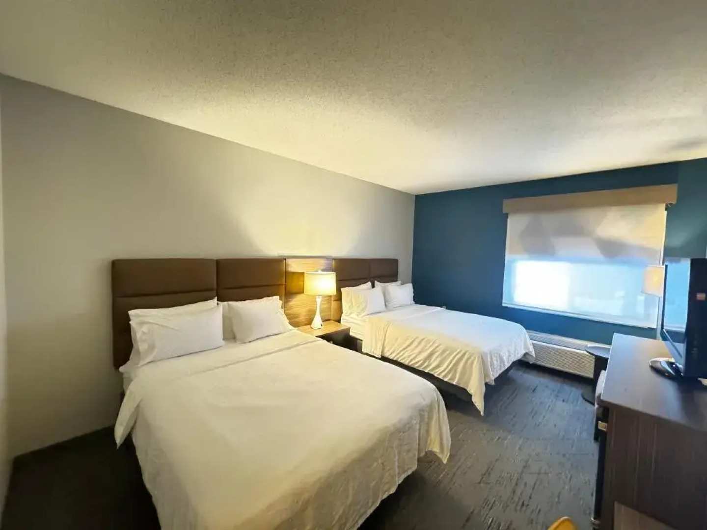 Holiday Inn Express Hotel & Suites St. Paul-Woodbury by IHG