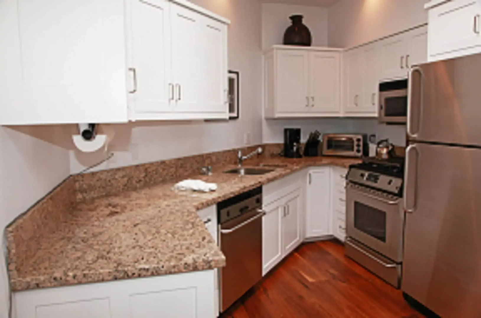 Camel's Garden Hotel