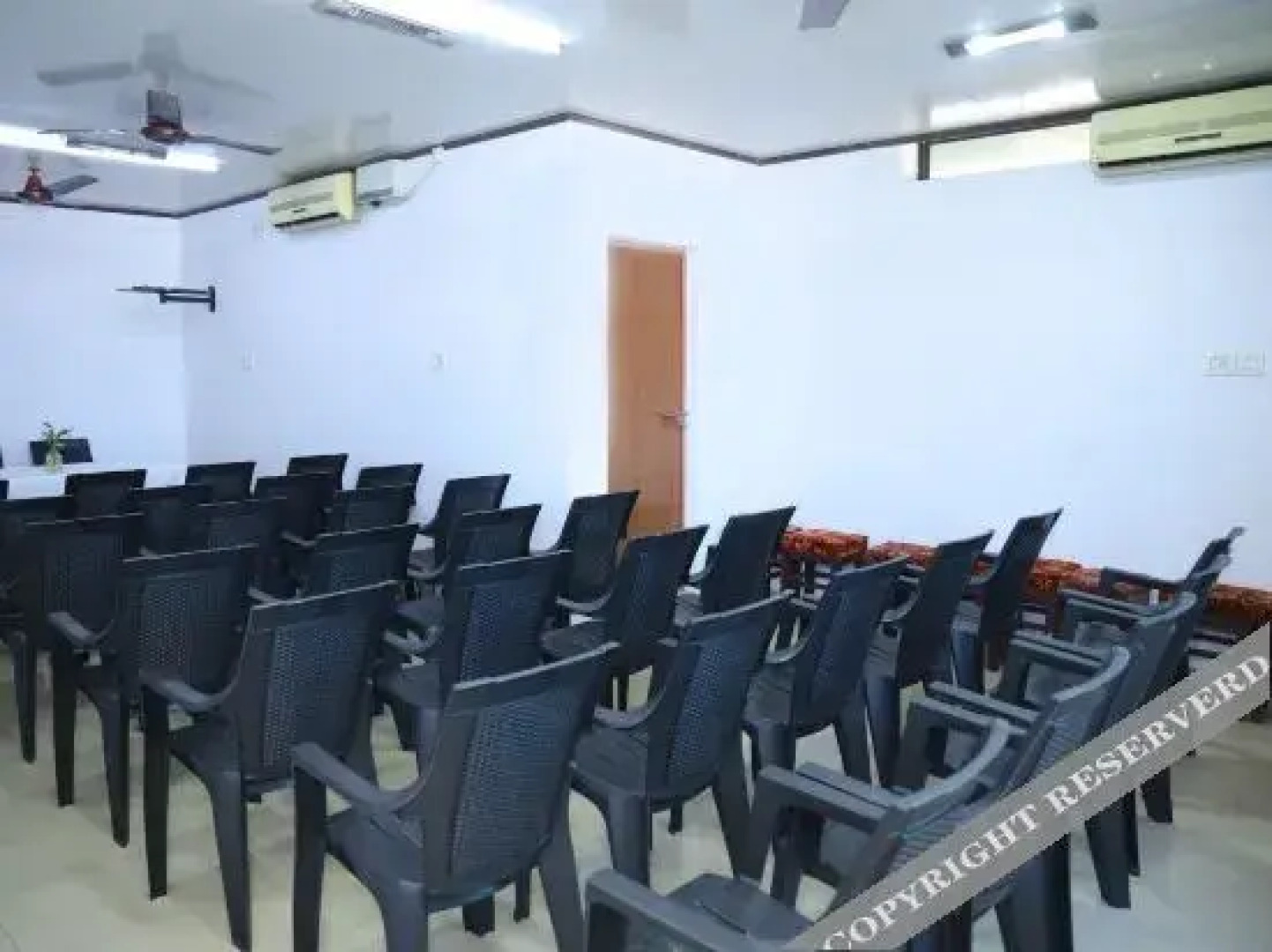 Ramanilayam Tourist Home