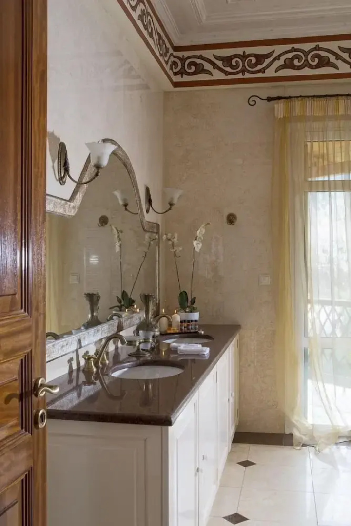 Arhontiko Kaltezioti Luxury Hotel & Suites