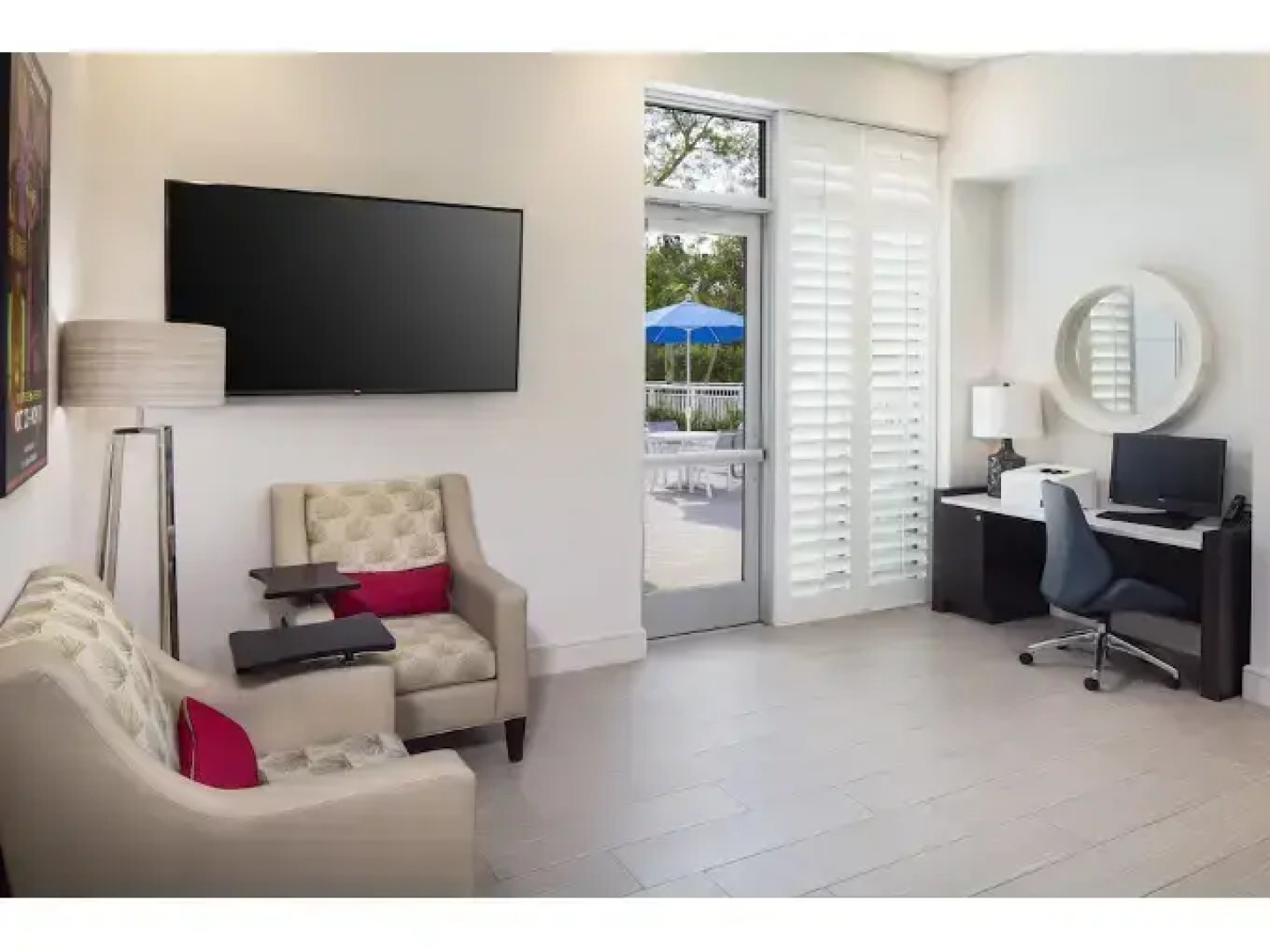 Star Suites By Riverside Theatre