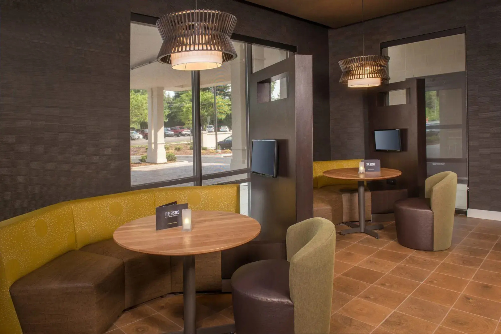 Courtyard Hershey Chocolate Avenue