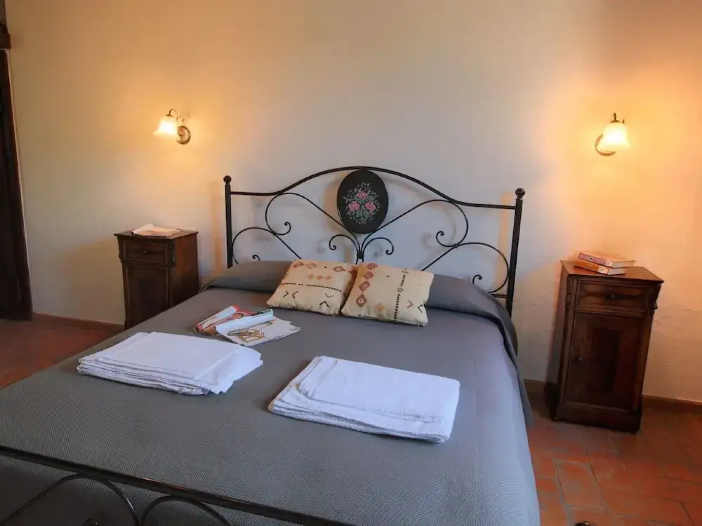 Farmhouse in Proceno With Pool