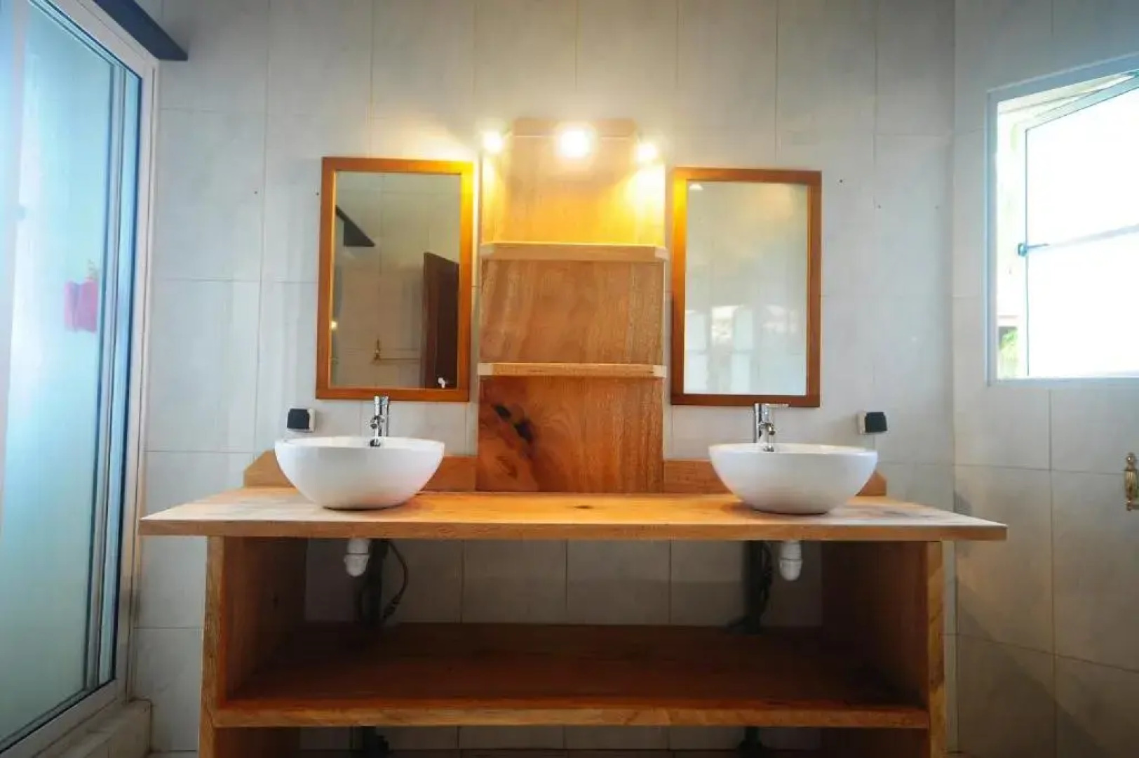 #5 Beach Villa Bliss by TAHITI VILLAS