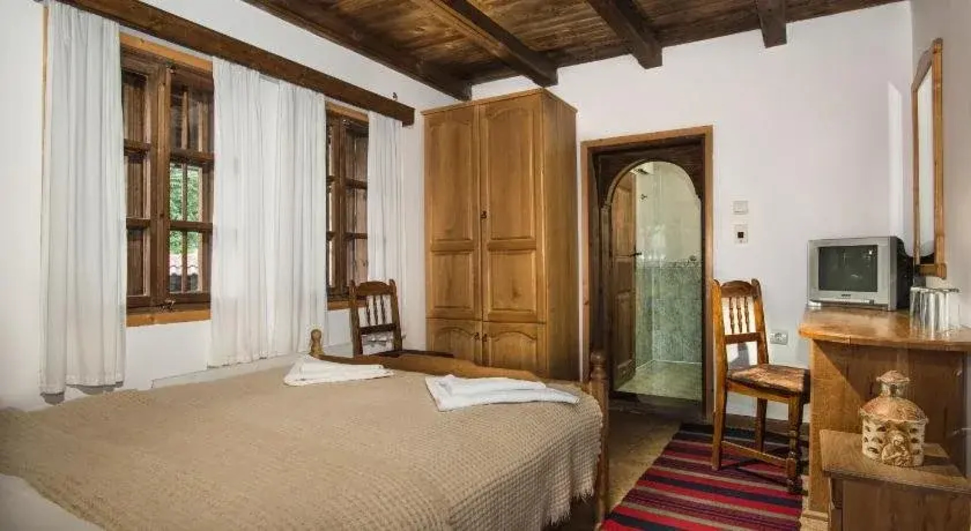 Kostadinovi Kashti Complex