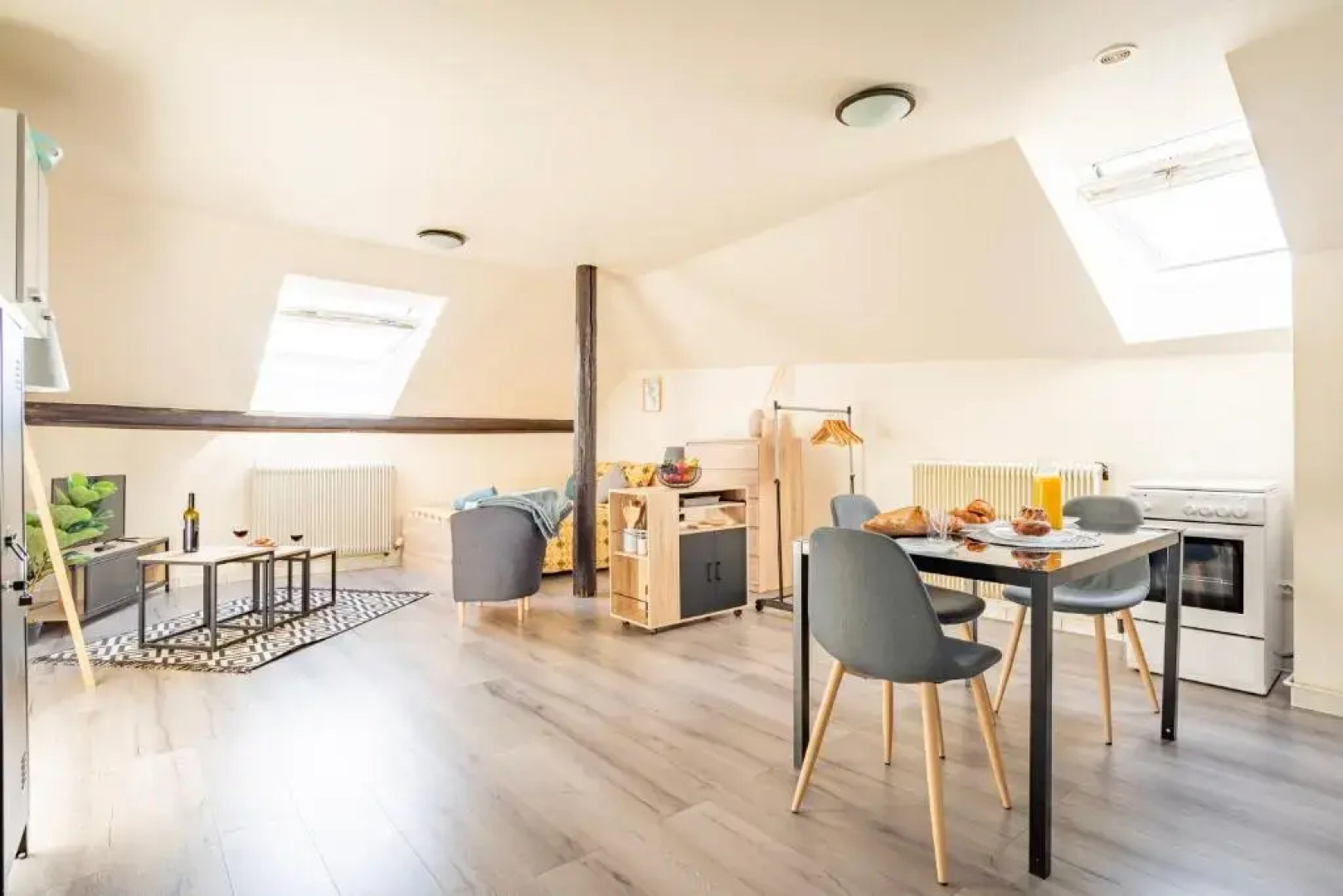 Utopia - GOLDEN TREE - WIFI - 20min St-Croix & Center Parcs