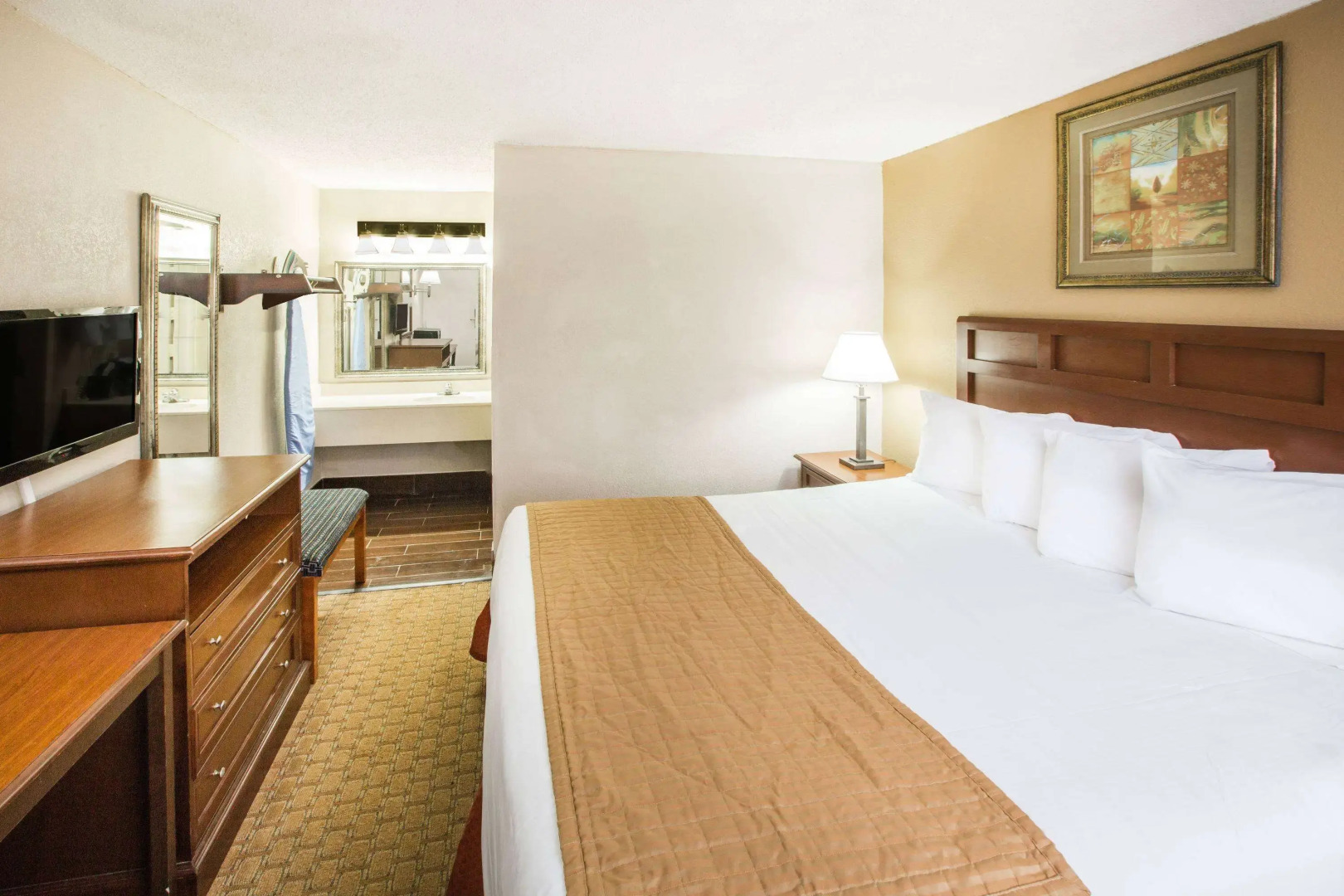 Baymont by Wyndham Mobile/ I-65