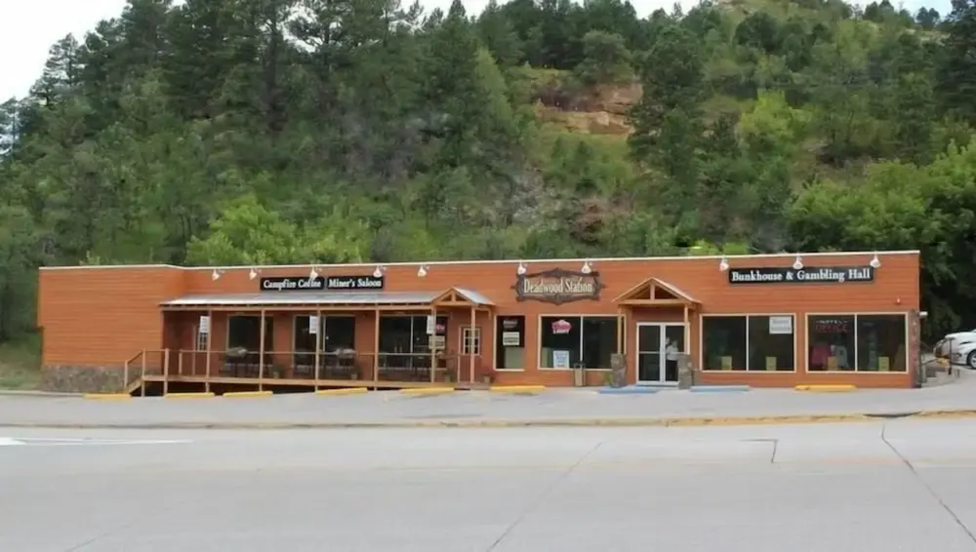 Deadwood Station Bunkhouse