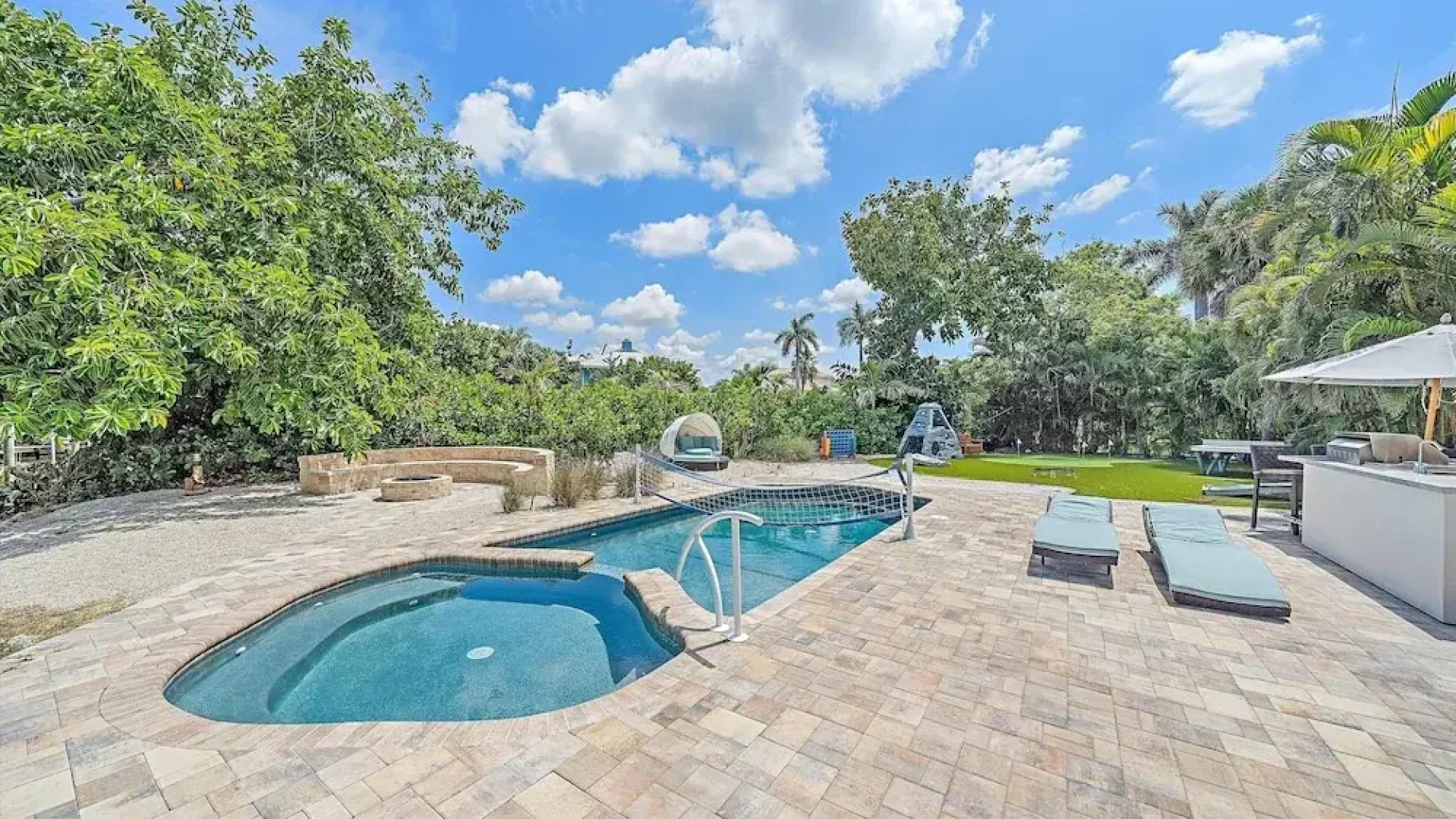 Almost Heaven 5 Bedroom Home by RedAwning