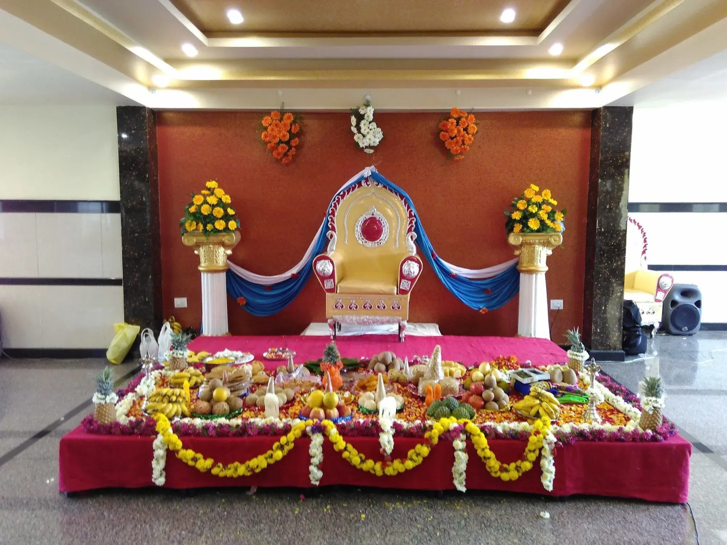 Hotel Raj Vista - Suites & Convention