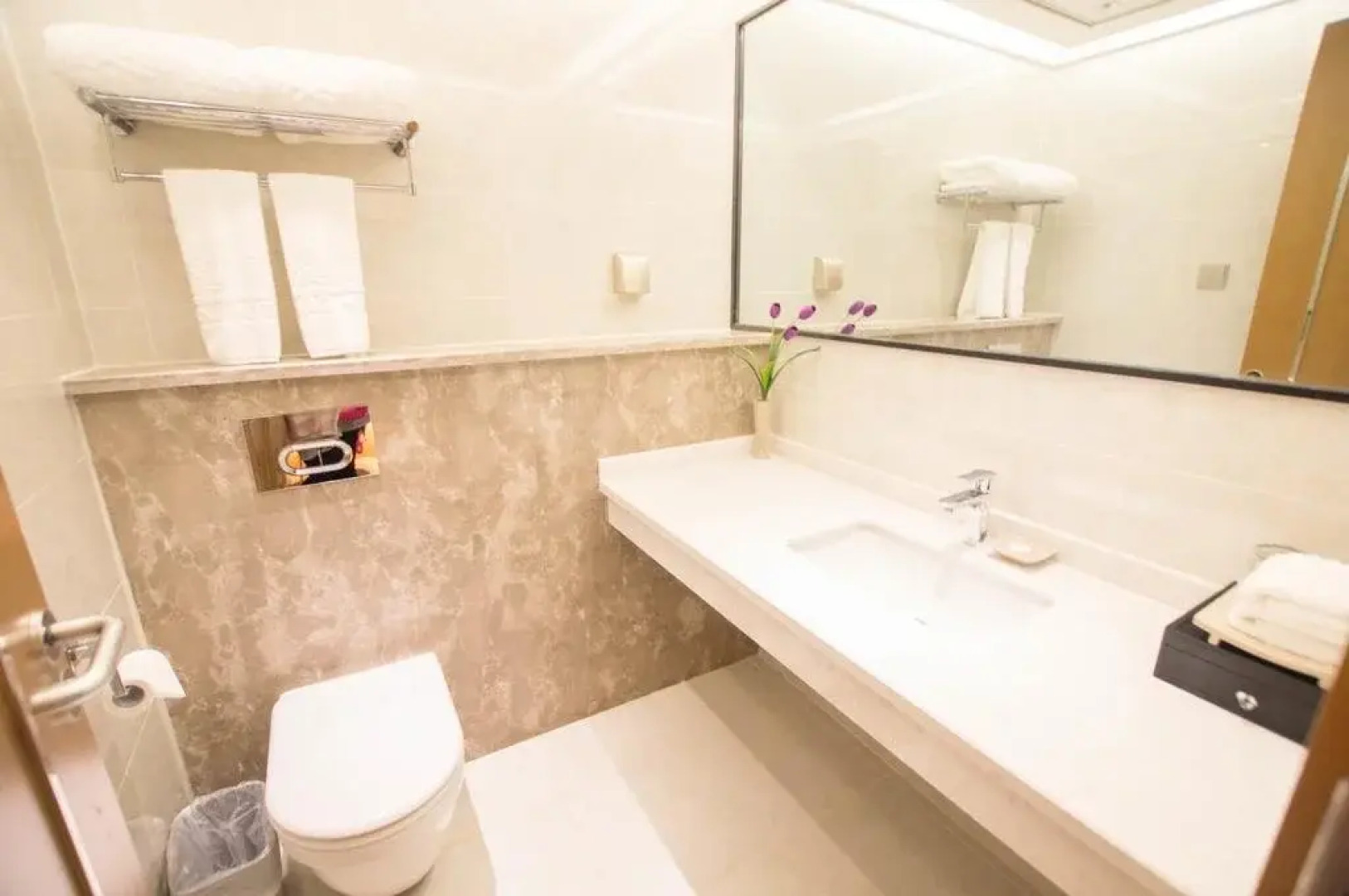 Chengdu Yiting Hotel Shijicheng Xinhuizhan Store