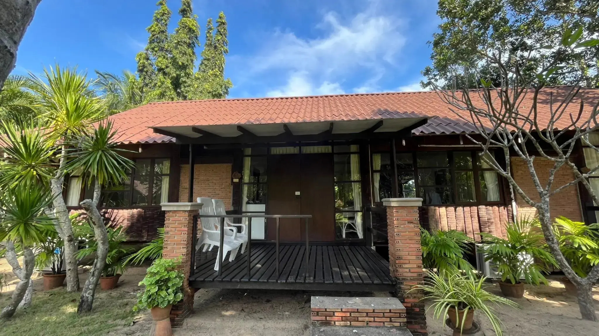 Suan Bankrut Beach Resort