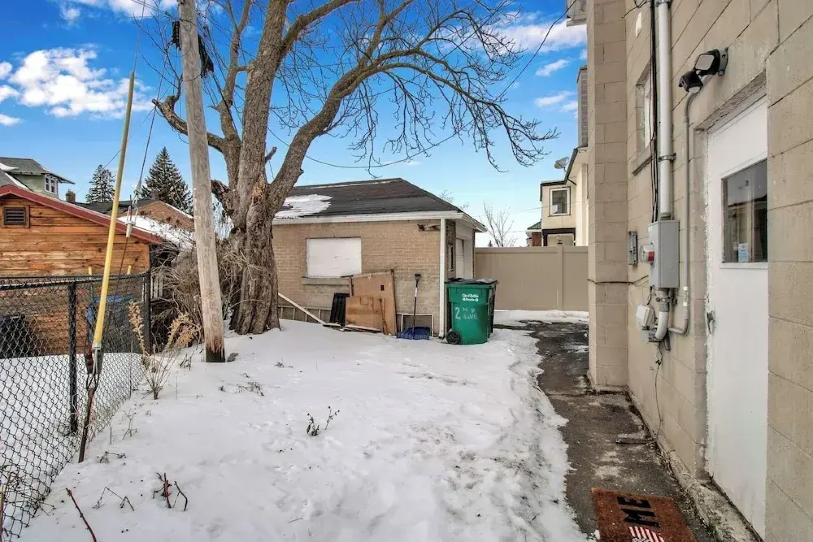 Cozy 3BR Near UB & Niagara Falls - Pet Friendly