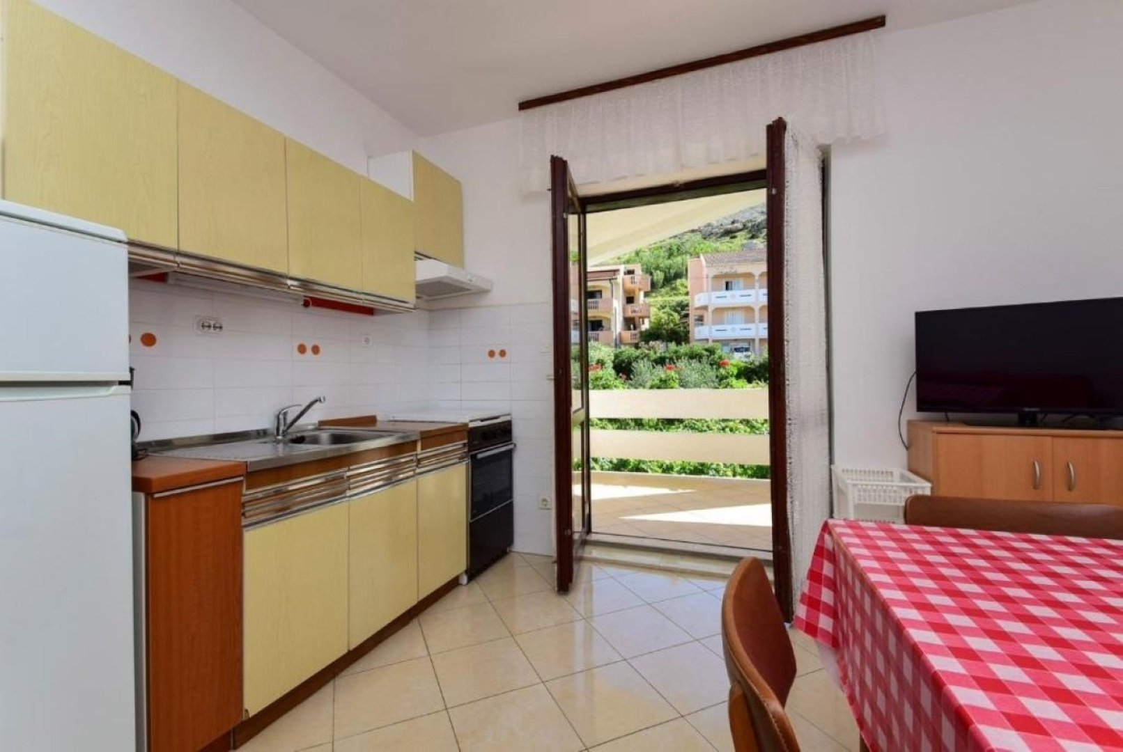 Apartment Mate - free parking A3 Pag, Island Pag