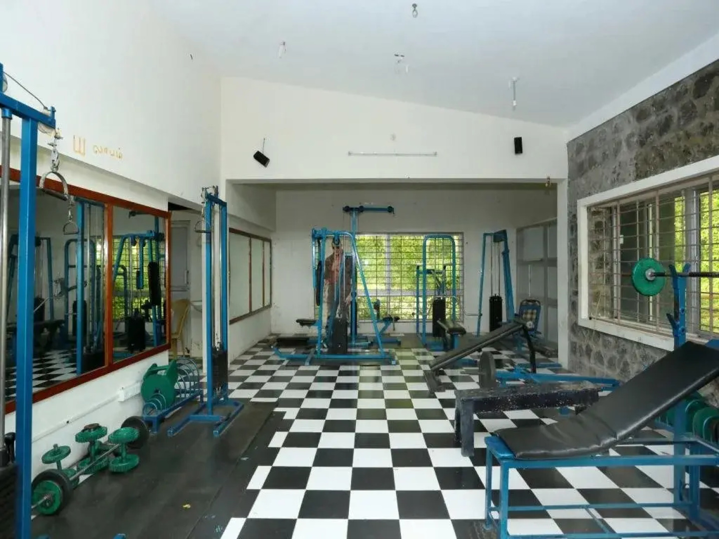 Vihal Estancia Holiday Inn