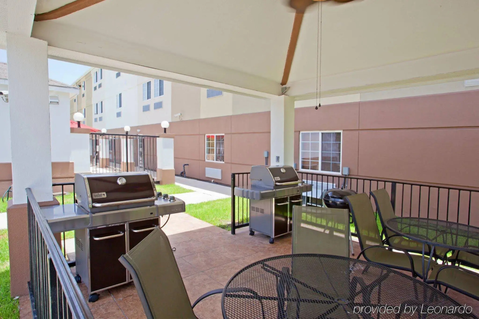 Candlewood Suites Houston Westchase/ Westheimer. by IHG