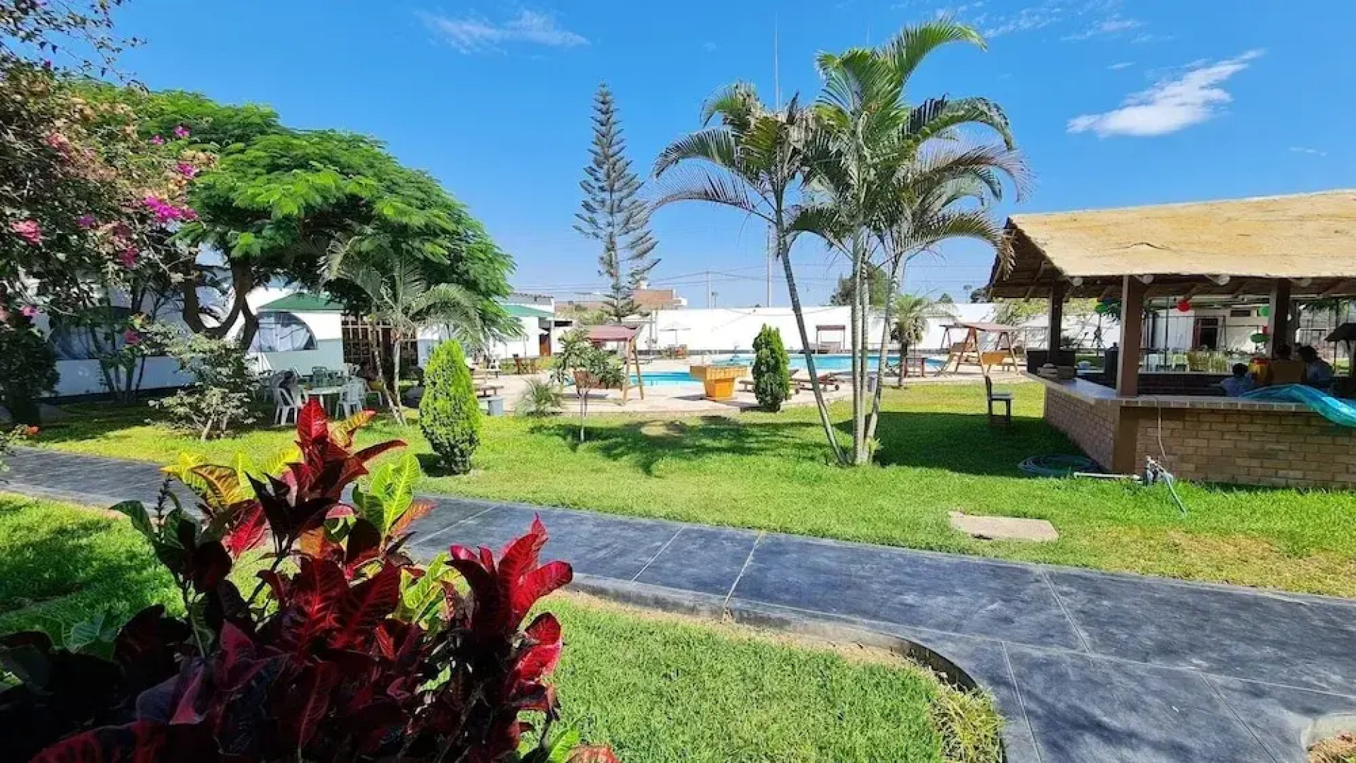 Hospedaje El Cascabel