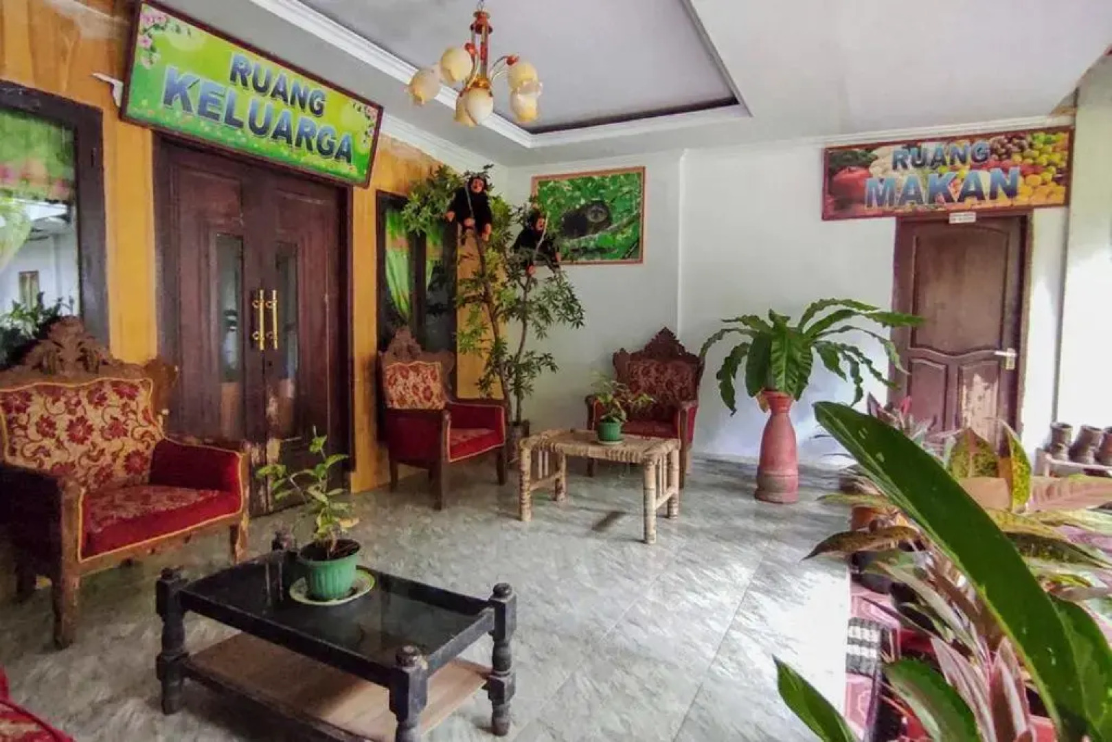 OYO 90988 Tangkoko Jungle Homestay