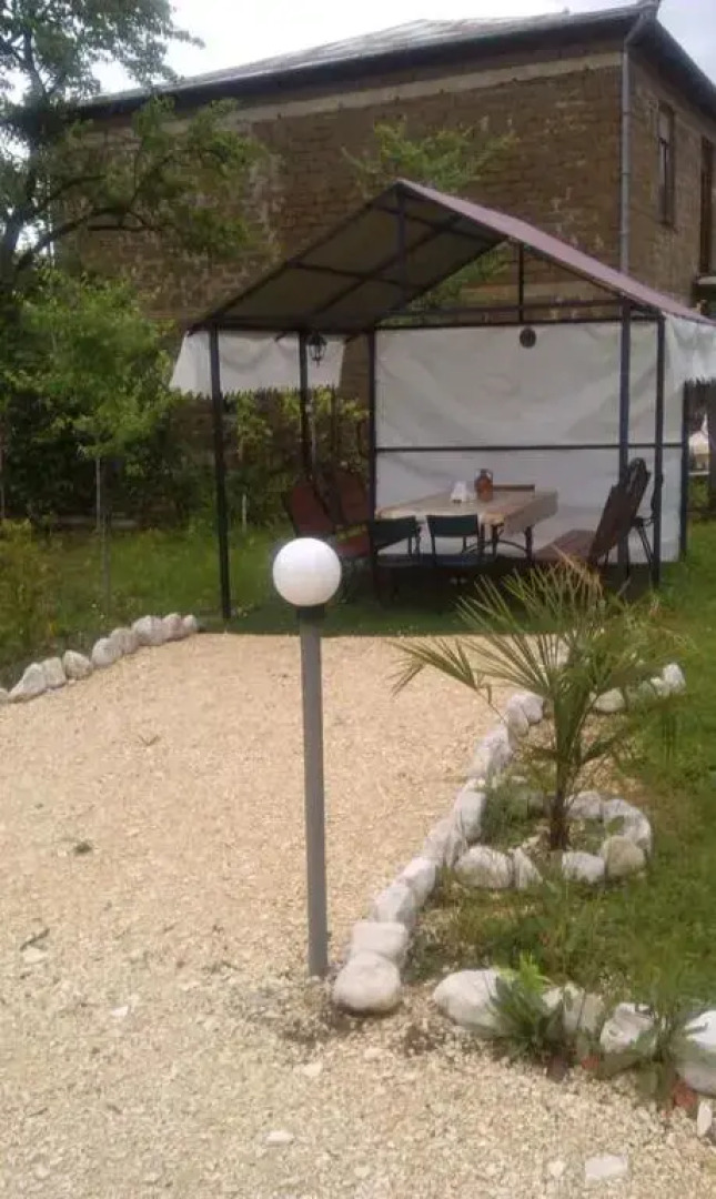 Guest House Shavnabada