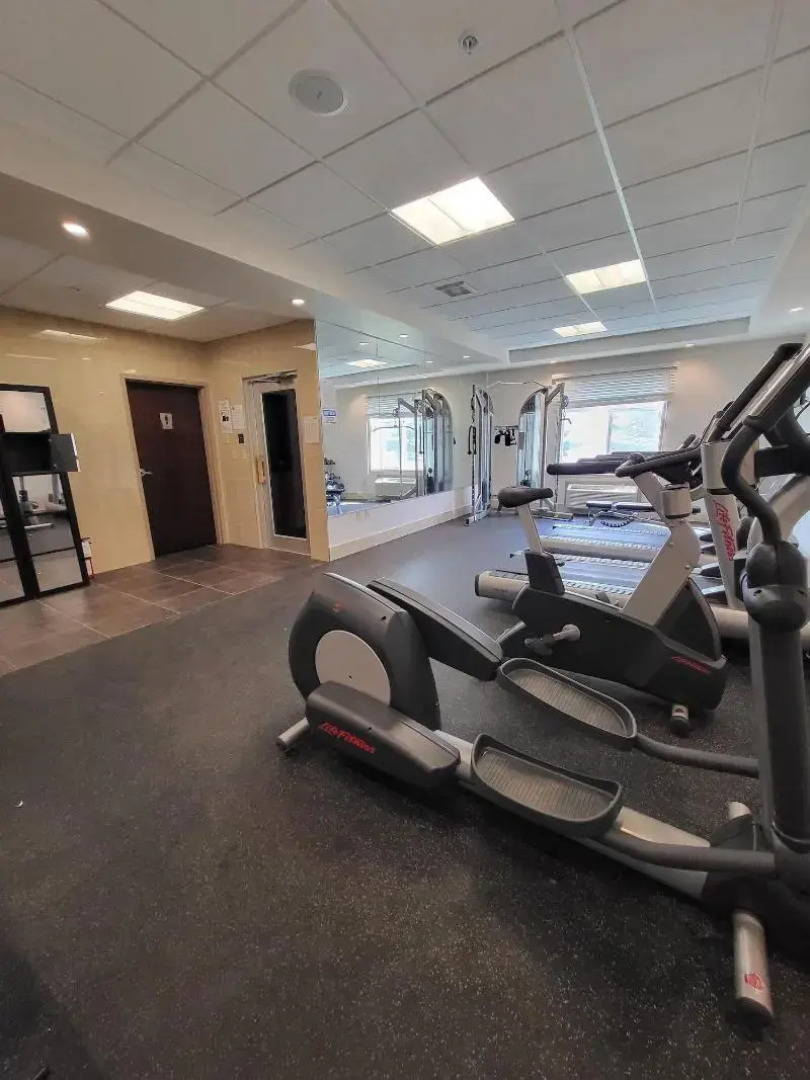 Days Inn & Suites by Wyndham Fort Saskatchewan