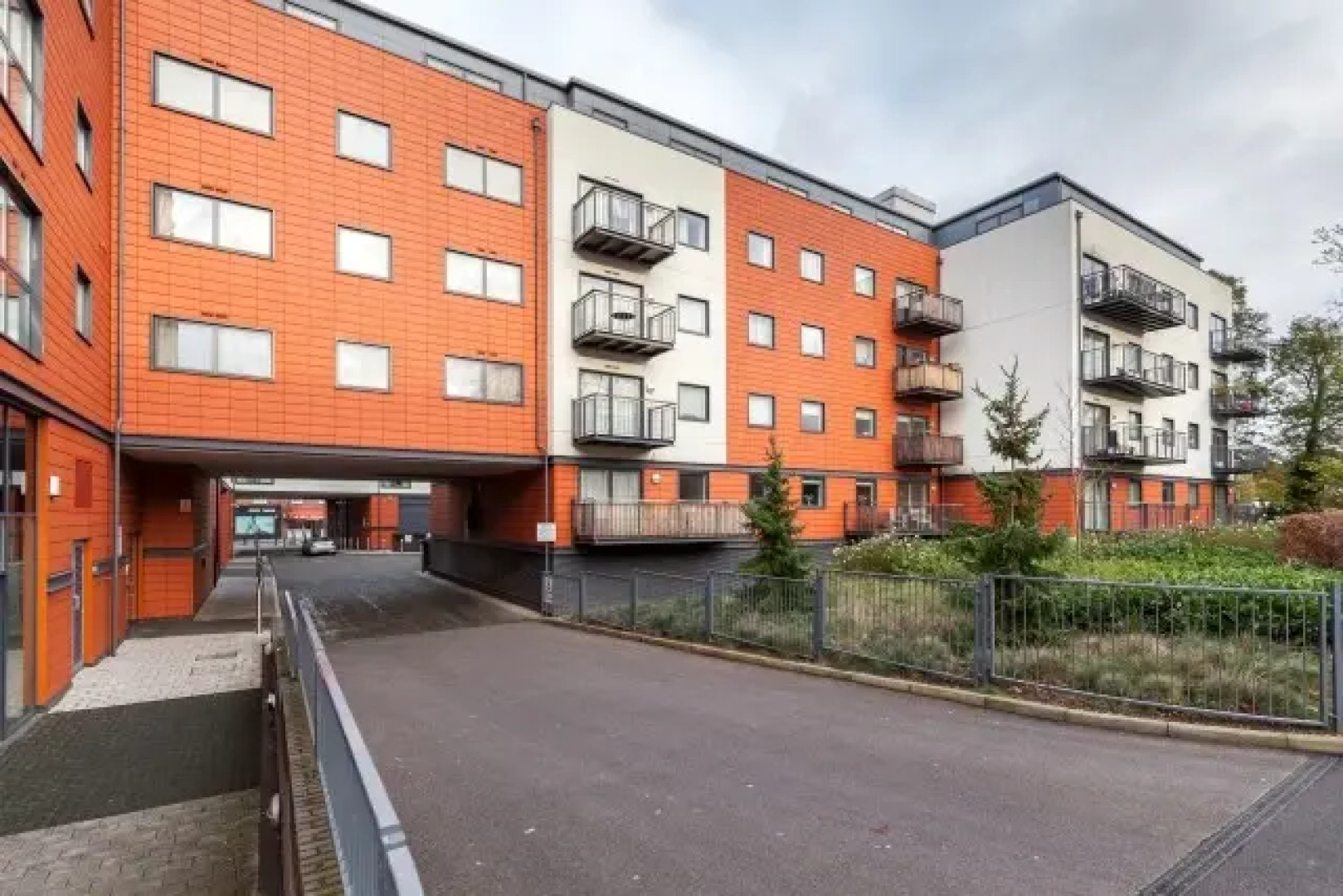 Roomspace Apartments -Capitol Square