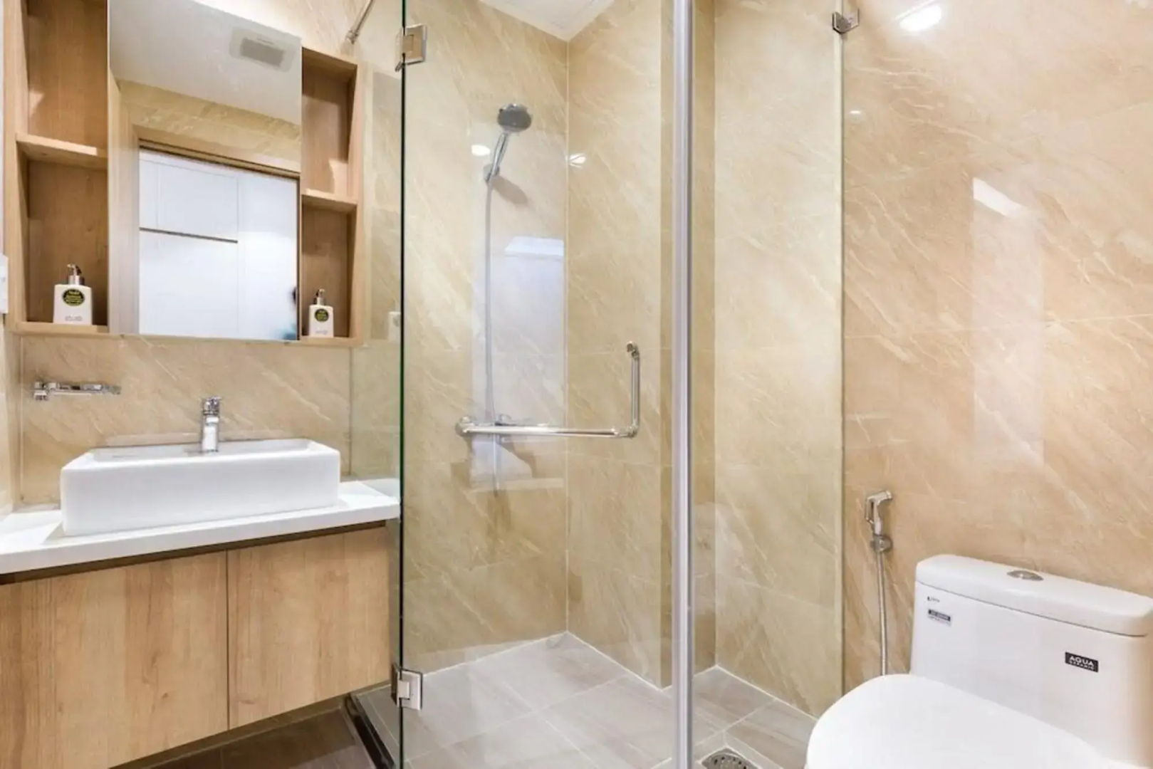 Saki Aparthotel 4