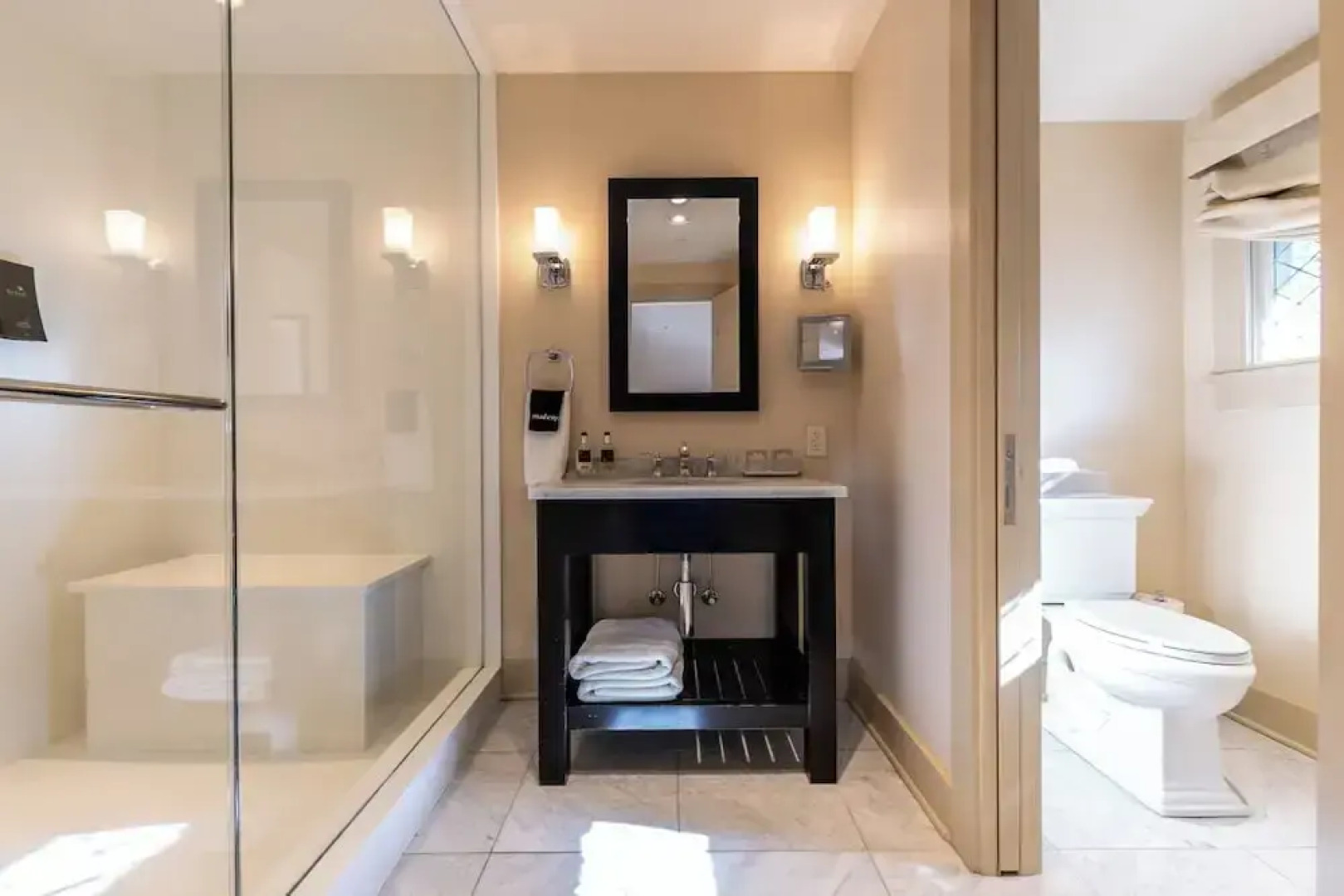 Stonehurst Place Bed & Breakfast