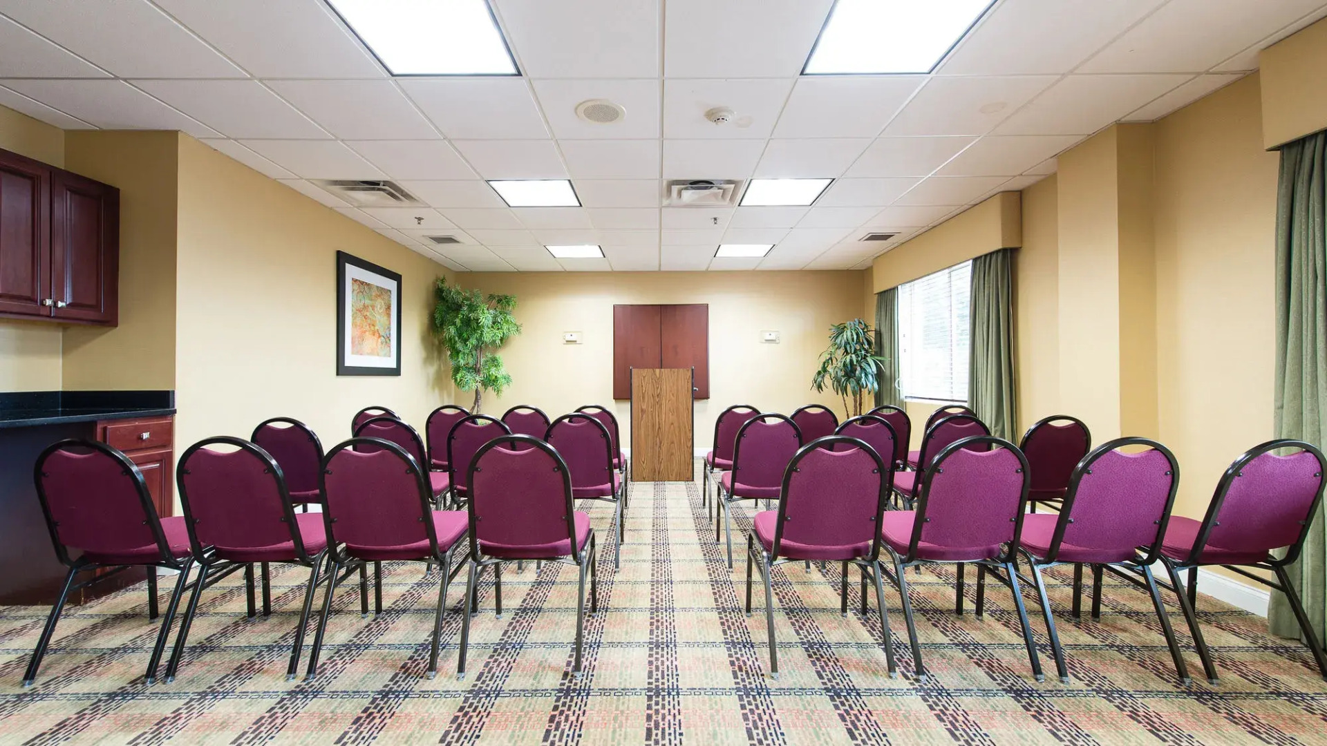 Holiday Inn Express & Suites Columbia-I-26 @ Harbison Blvd by IHG