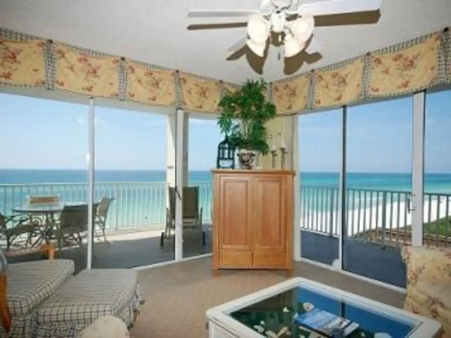 High Pointe 36E 627866 by RedAwning