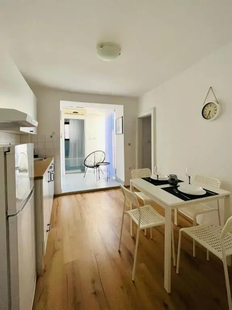 SML Apartments 1