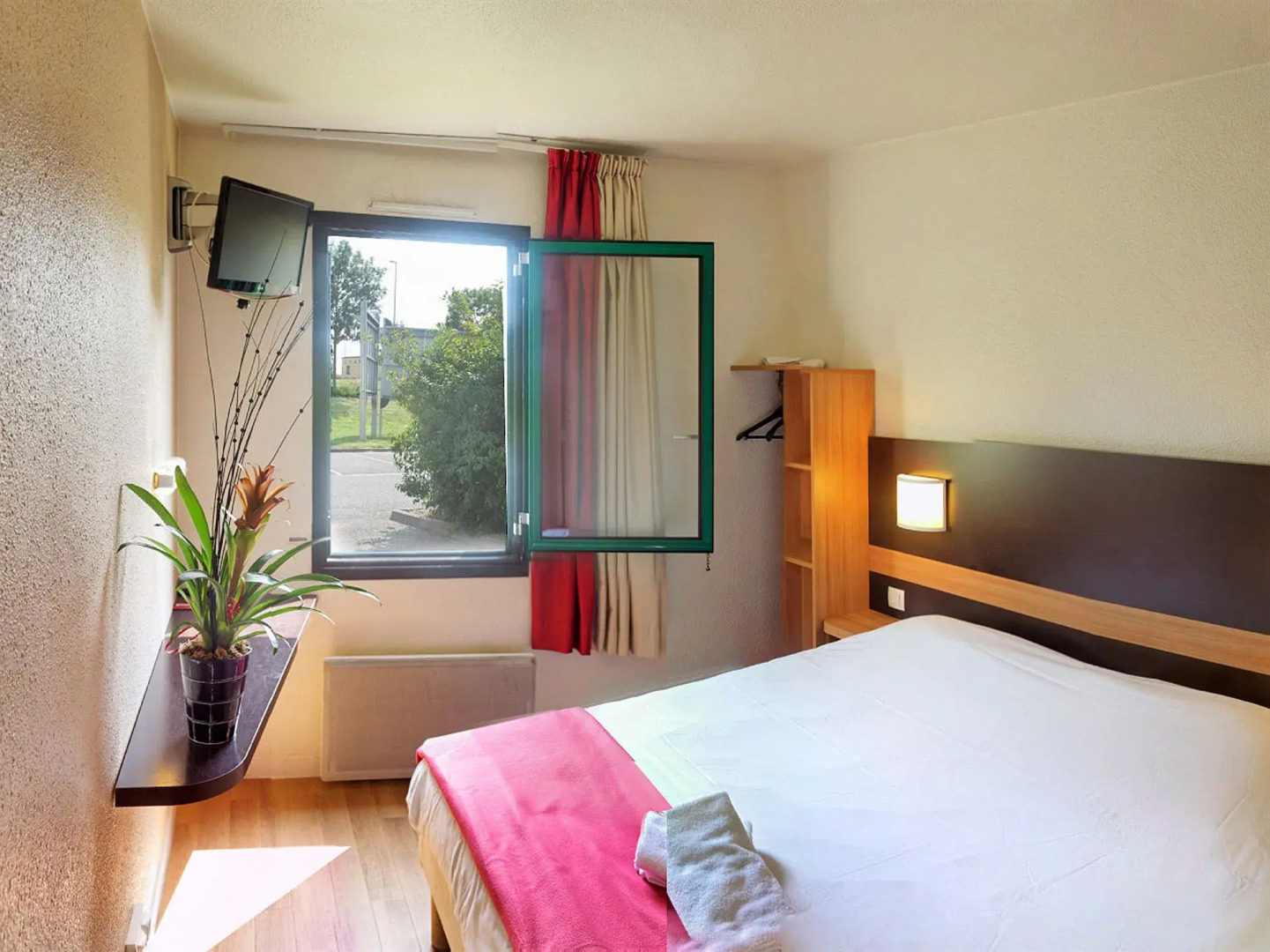 Hôtel Inn Design Chartres Resto Novo