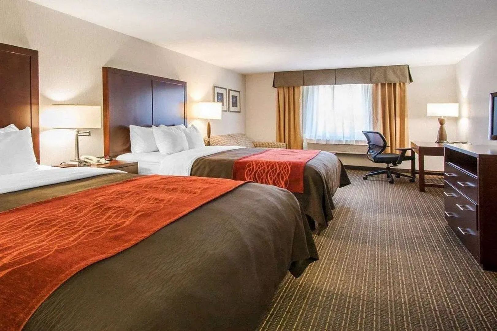 Comfort Inn & Suites-Portland Airport