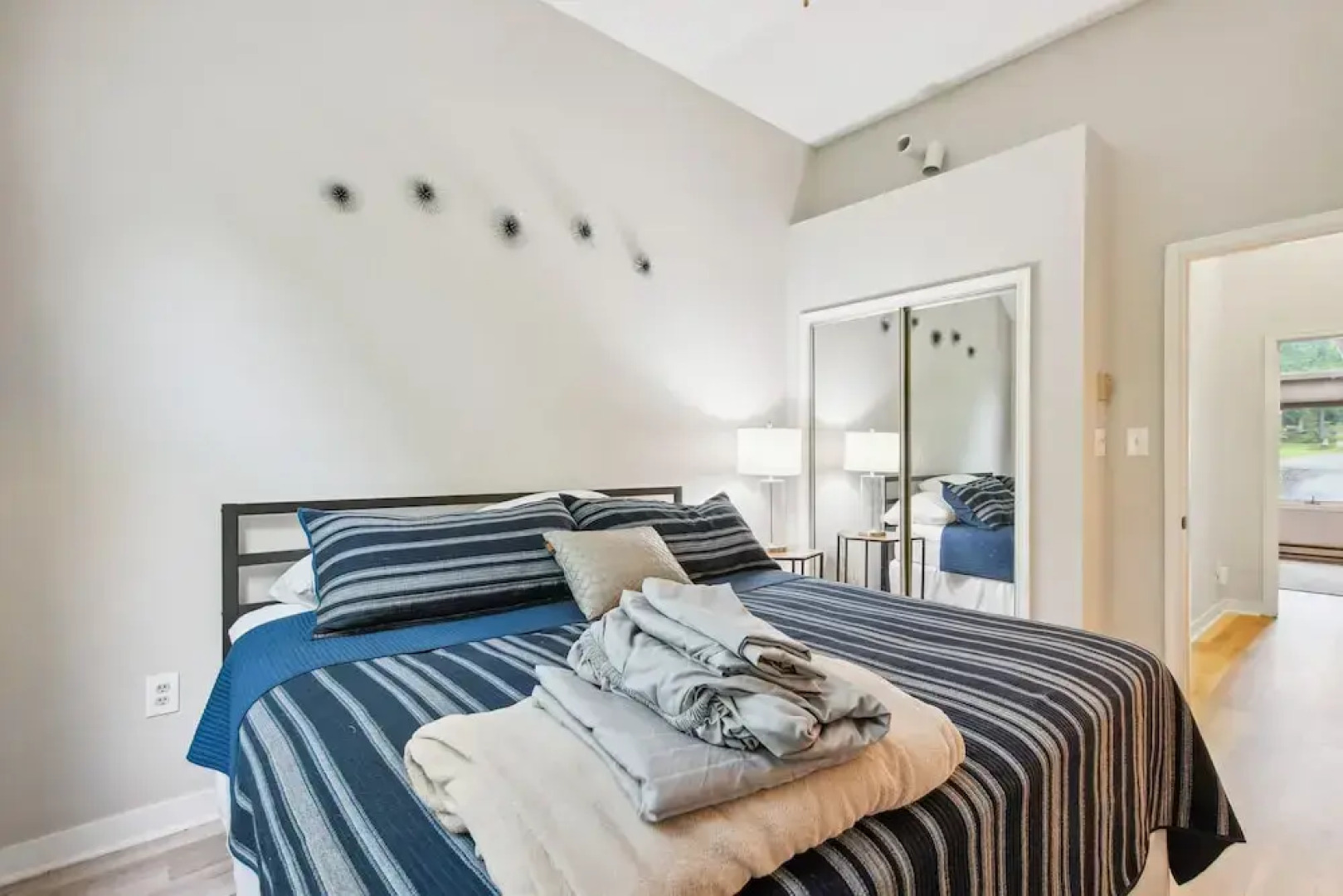 Lake Harmony Retreat w/ Fireplace!